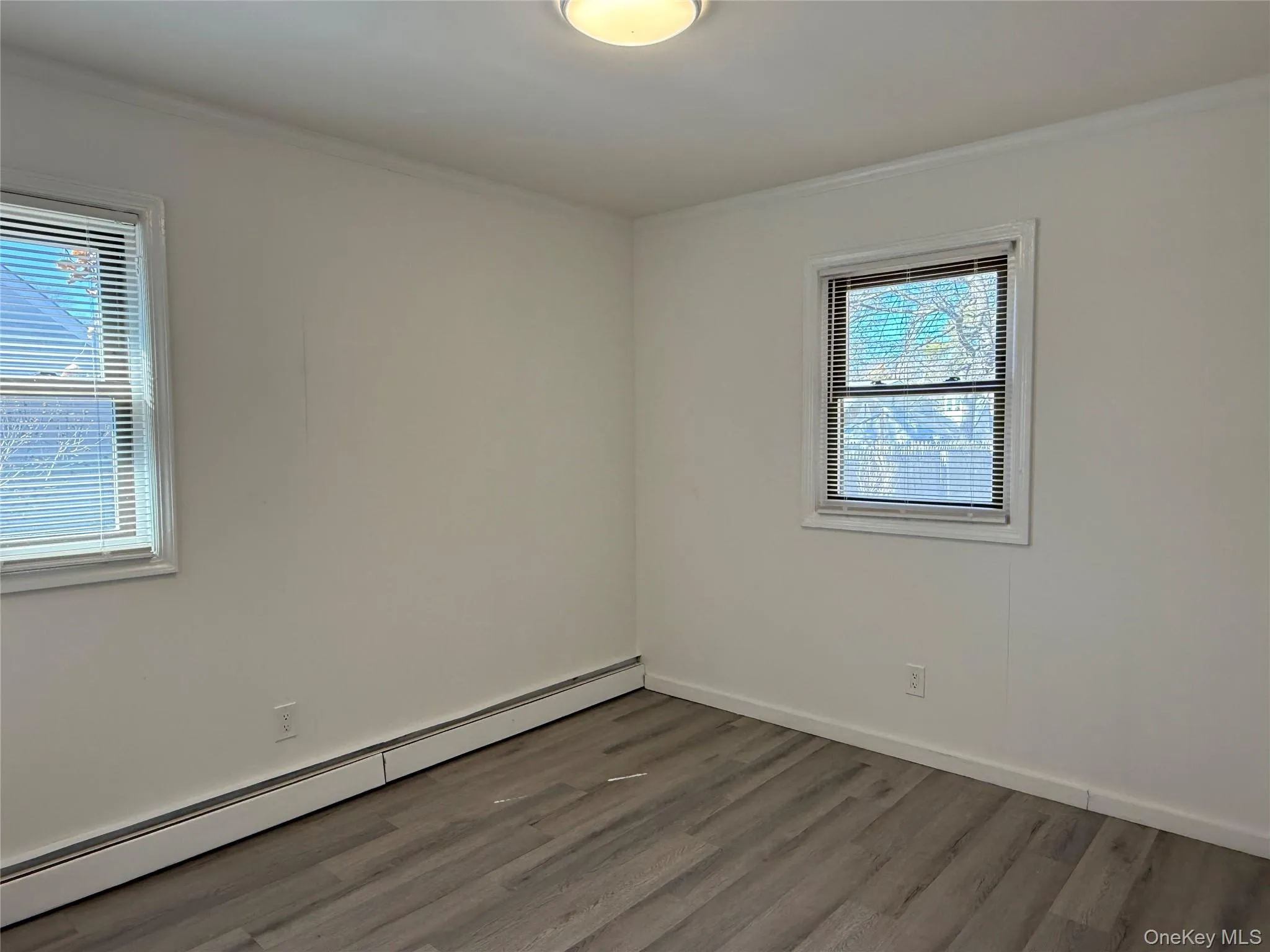 21 Sherwood Drive, Brookhaven, NY, 3 Bedrooms Bedrooms, 5 Rooms Rooms,1 BathroomBathrooms,Residential Lease,For Rent,Sherwood,0,970518 21 Sherwood Drive, Brookhaven, NY, 3 Bedrooms Bedrooms, 5 Rooms Rooms,1 BathroomBathrooms,Residential Lease,For Rent,Sherwood,0,970518