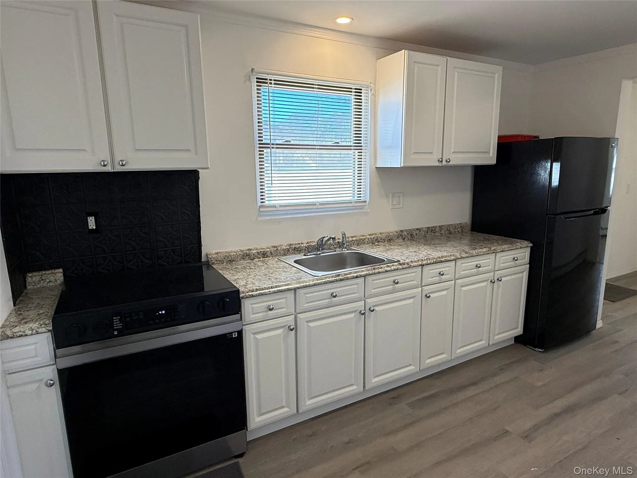 21 Sherwood Drive, Brookhaven, NY, 3 Bedrooms Bedrooms, 5 Rooms Rooms,1 BathroomBathrooms,Residential Lease,For Rent,Sherwood,0,970518 21 Sherwood Drive, Brookhaven, NY, 3 Bedrooms Bedrooms, 5 Rooms Rooms,1 BathroomBathrooms,Residential Lease,For Rent,Sherwood,0,970518