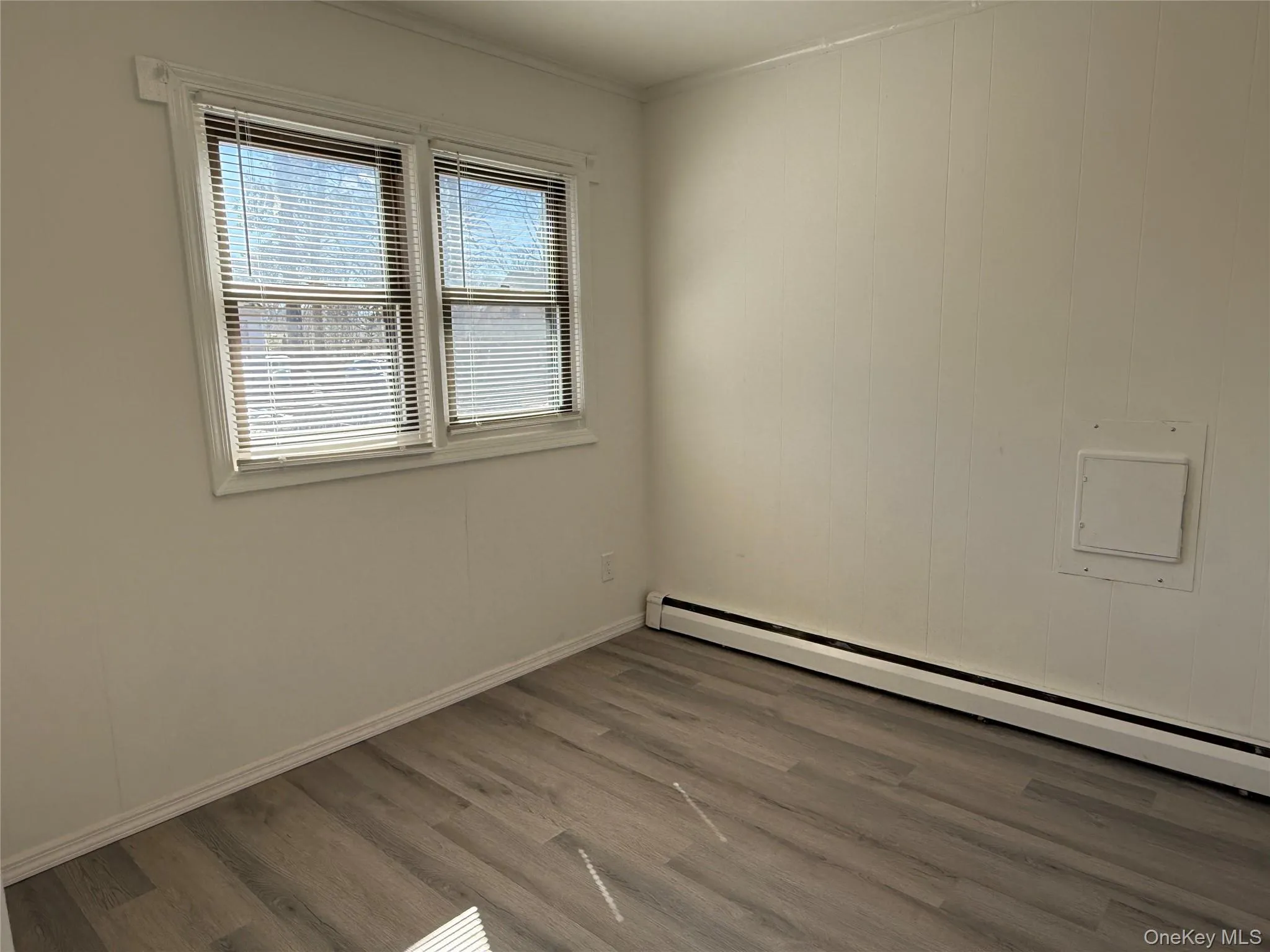 21 Sherwood Drive, Brookhaven, NY, 3 Bedrooms Bedrooms, 5 Rooms Rooms,1 BathroomBathrooms,Residential Lease,For Rent,Sherwood,0,970518 21 Sherwood Drive, Brookhaven, NY, 3 Bedrooms Bedrooms, 5 Rooms Rooms,1 BathroomBathrooms,Residential Lease,For Rent,Sherwood,0,970518