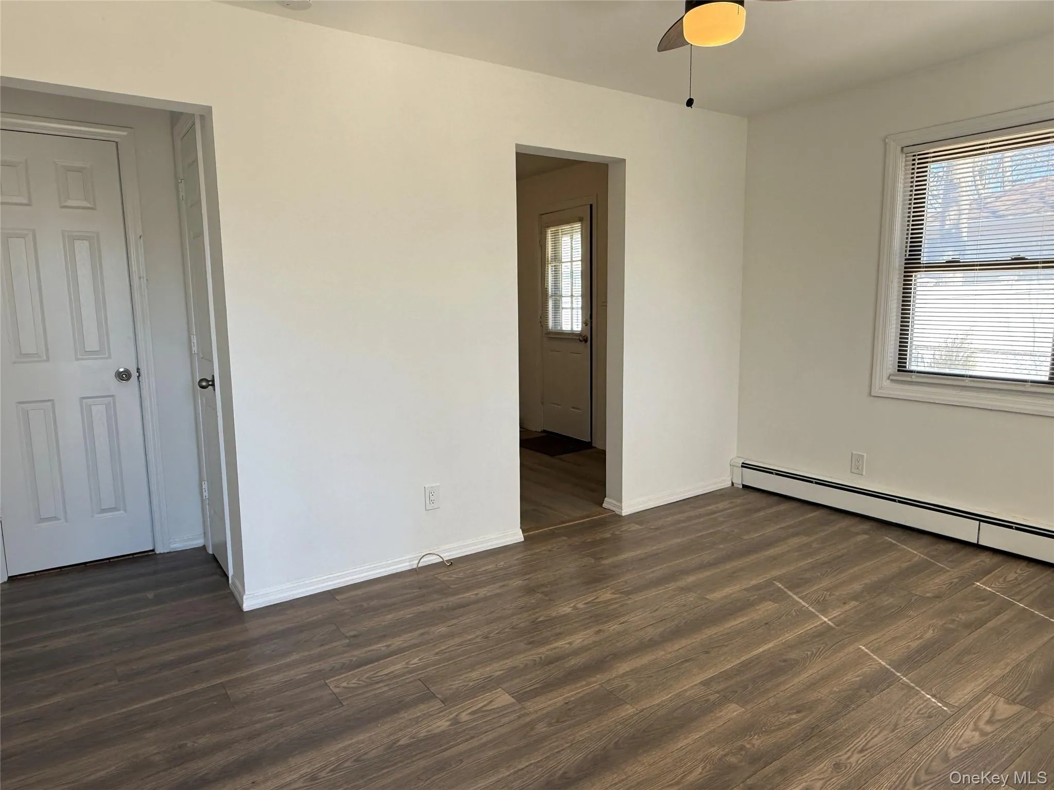 21 Sherwood Drive, Brookhaven, NY, 3 Bedrooms Bedrooms, 5 Rooms Rooms,1 BathroomBathrooms,Residential Lease,For Rent,Sherwood,0,970518 21 Sherwood Drive, Brookhaven, NY, 3 Bedrooms Bedrooms, 5 Rooms Rooms,1 BathroomBathrooms,Residential Lease,For Rent,Sherwood,0,970518