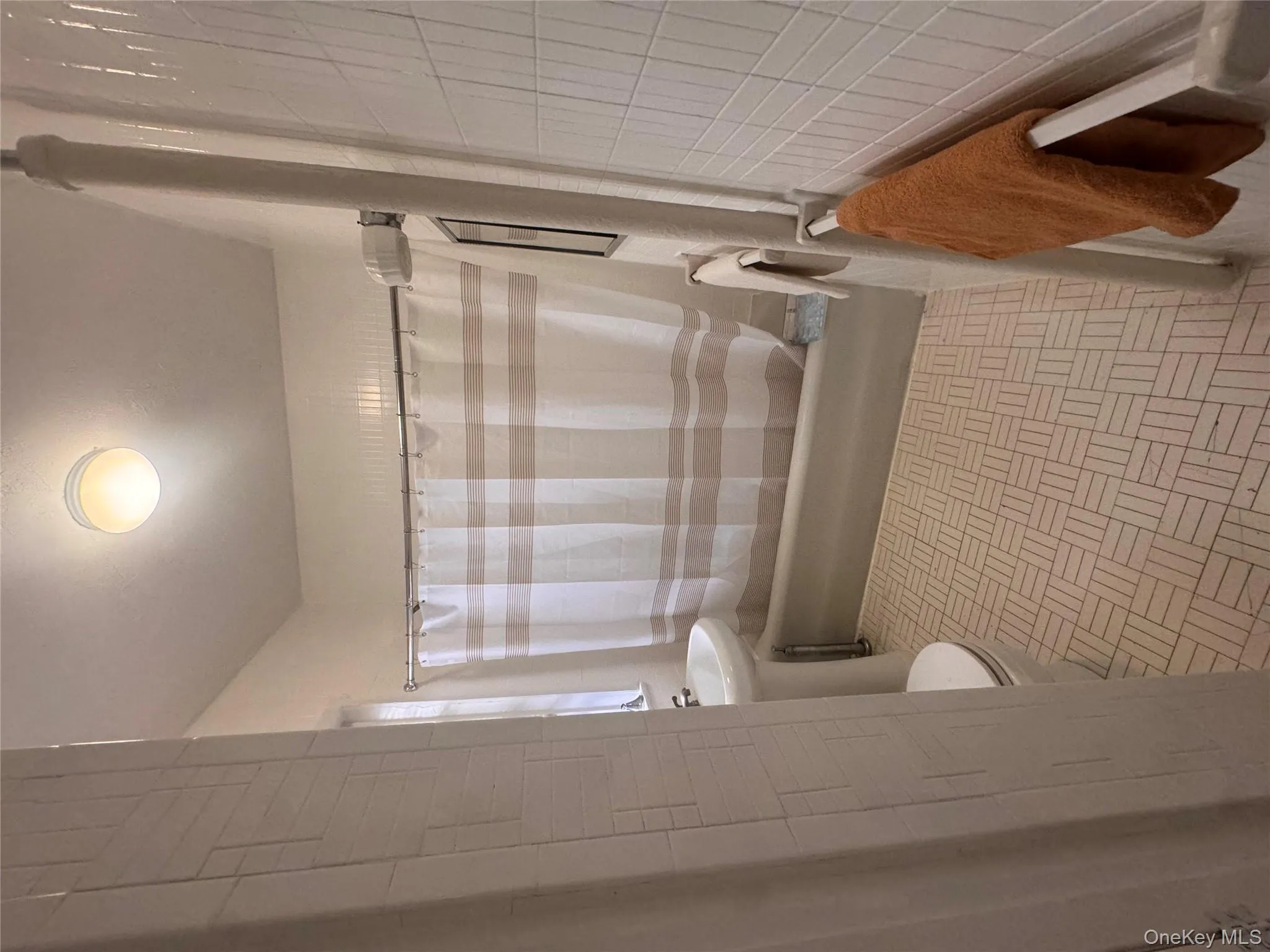 583 Van Nest Avenue, New York, NY, 3 Bedrooms Bedrooms, 5 Rooms Rooms,1 BathroomBathrooms,Residential Lease,For Rent,Van Nest,0,970539 583 Van Nest Avenue, New York, NY, 3 Bedrooms Bedrooms, 5 Rooms Rooms,1 BathroomBathrooms,Residential Lease,For Rent,Van Nest,0,970539