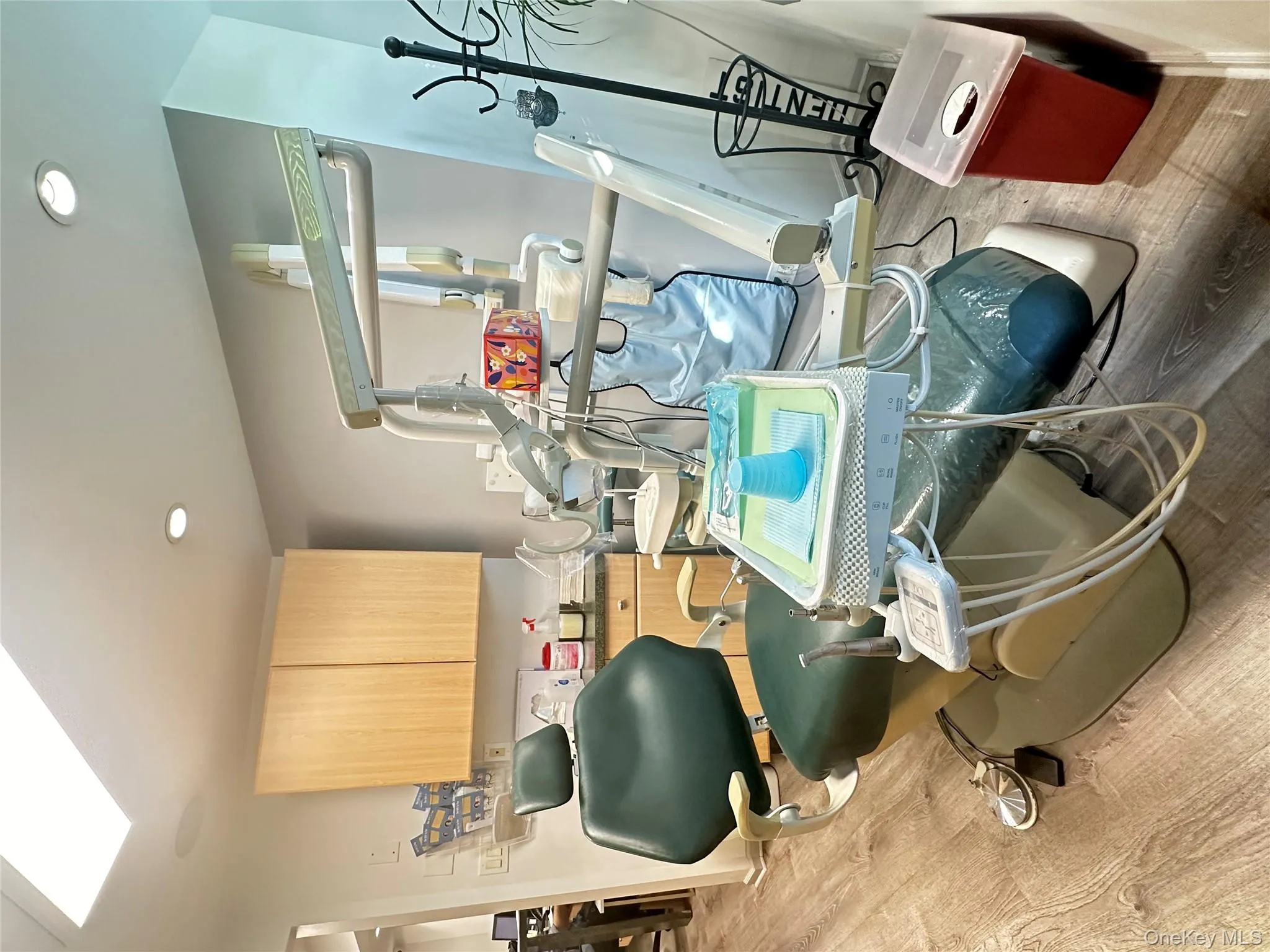 210 Atlantic Avenue, Hempstead, NY, ,Commercial Lease,For Rent,Atlantic,0,970549 210 Atlantic Avenue, Hempstead, NY, ,Commercial Lease,For Rent,Atlantic,0,970549