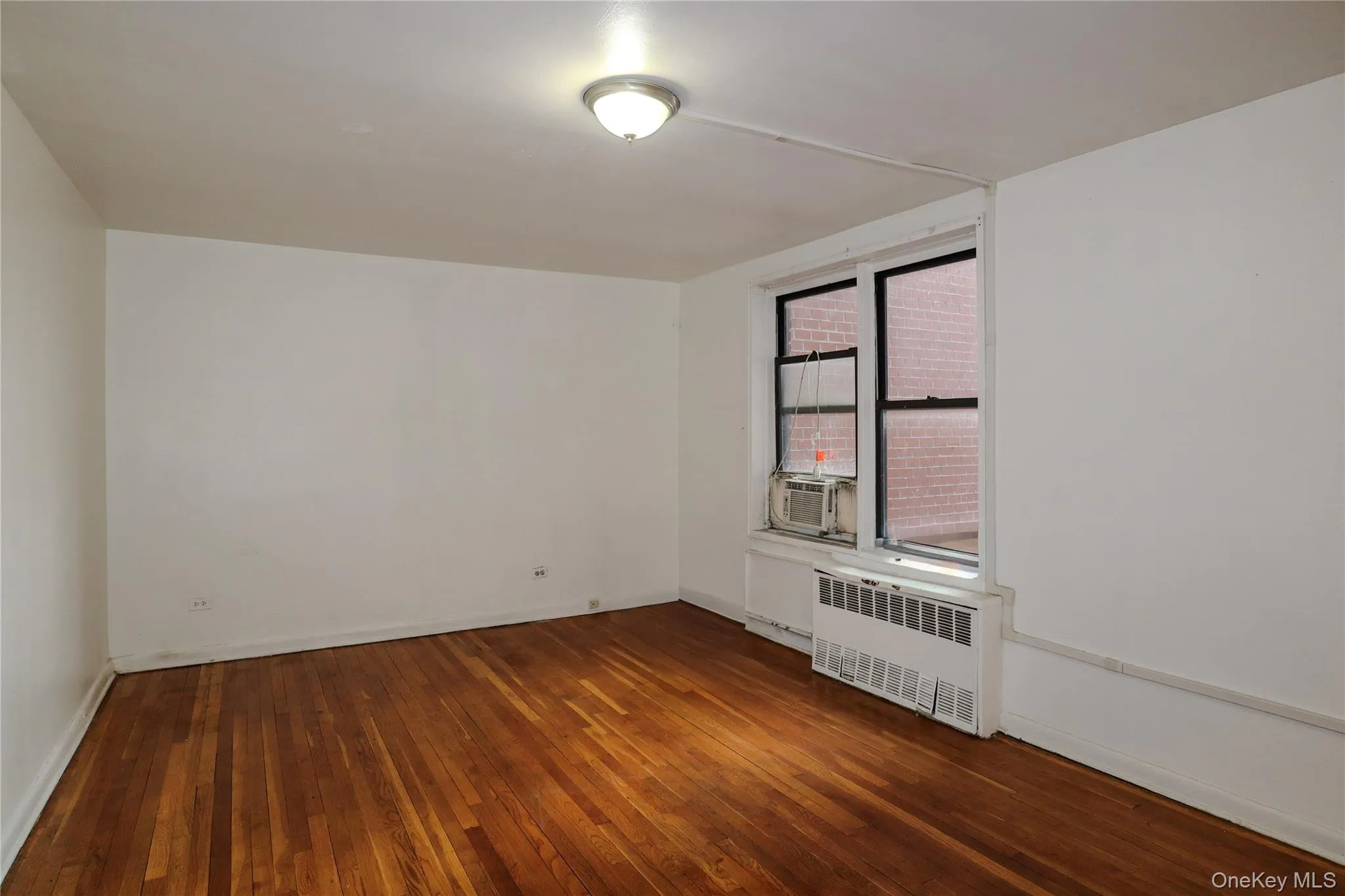8720 175th Street, New York, NY, 3 Rooms Rooms,1 BathroomBathrooms,Residential Sale,For Rent,175th,0,970551 8720 175th Street, New York, NY, 3 Rooms Rooms,1 BathroomBathrooms,Residential Sale,For Rent,175th,0,970551