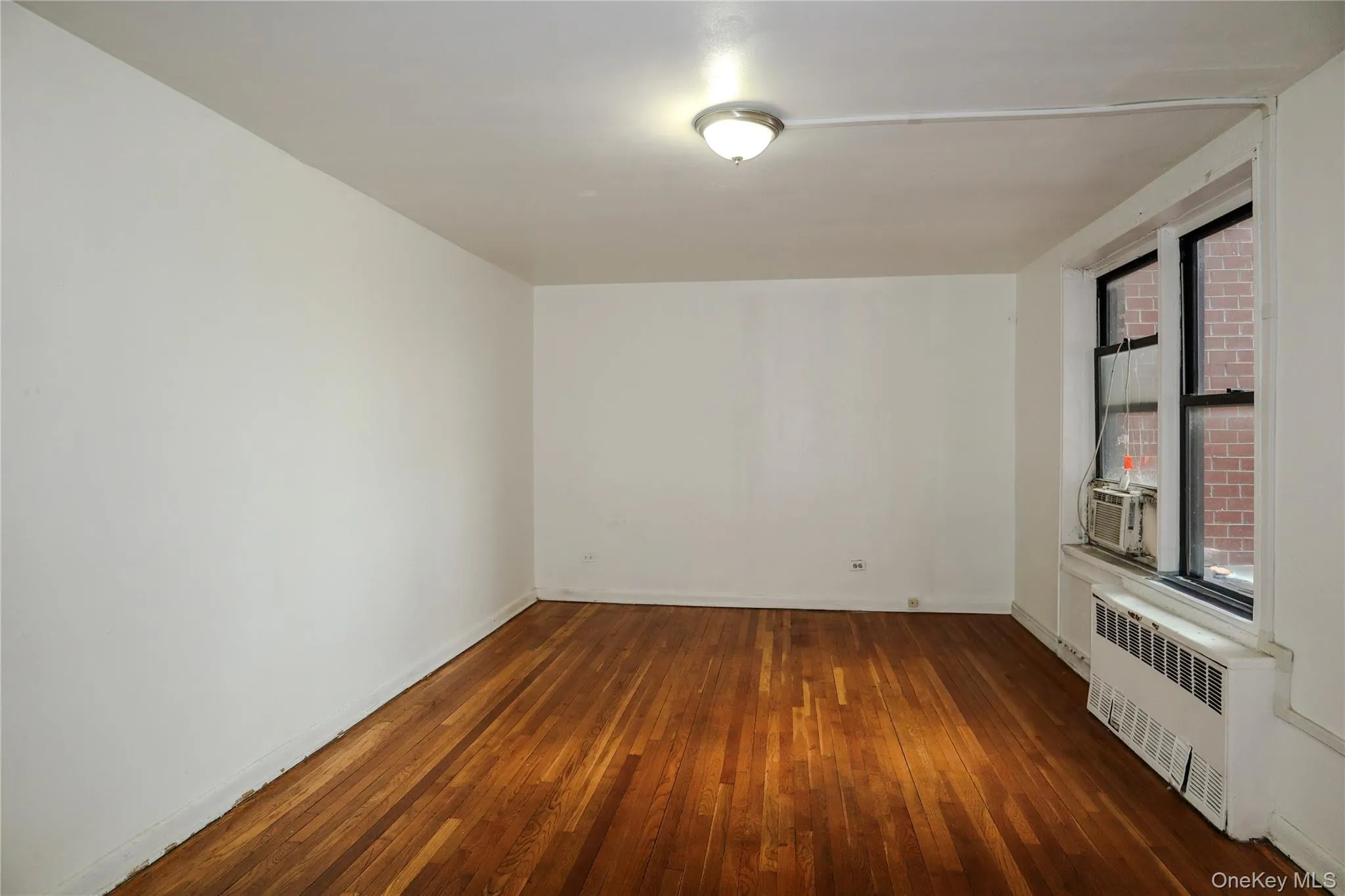 8720 175th Street, New York, NY, 3 Rooms Rooms,1 BathroomBathrooms,Residential Sale,For Rent,175th,0,970551 8720 175th Street, New York, NY, 3 Rooms Rooms,1 BathroomBathrooms,Residential Sale,For Rent,175th,0,970551