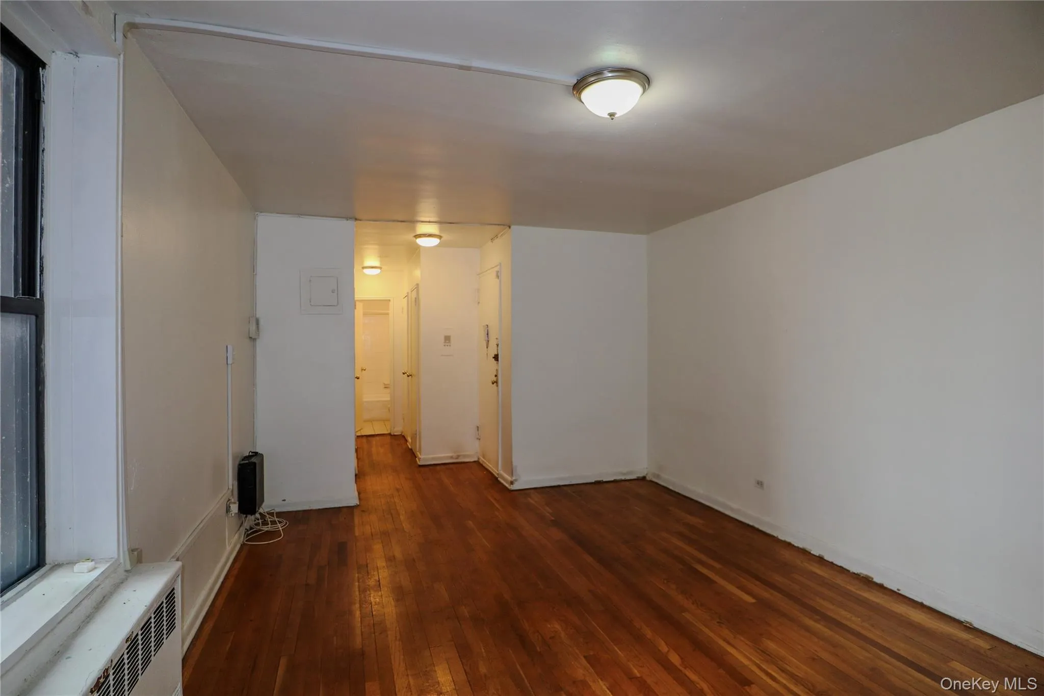 8720 175th Street, New York, NY, 3 Rooms Rooms,1 BathroomBathrooms,Residential Sale,For Rent,175th,0,970551 8720 175th Street, New York, NY, 3 Rooms Rooms,1 BathroomBathrooms,Residential Sale,For Rent,175th,0,970551