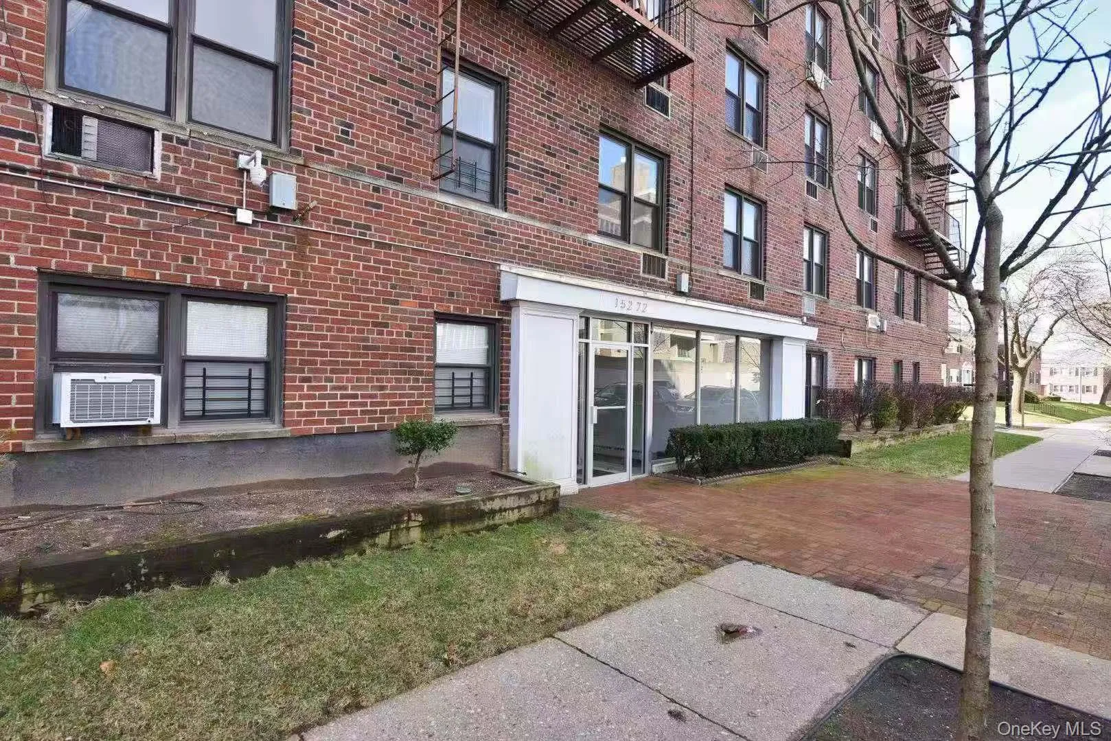 15272 Melbourne Avenue, New York, NY, 1 Bedroom Bedrooms, 4 Rooms Rooms,1 BathroomBathrooms,Residential,For Rent,Melbourne,0,970563 15272 Melbourne Avenue, New York, NY, 1 Bedroom Bedrooms, 4 Rooms Rooms,1 BathroomBathrooms,Residential,For Rent,Melbourne,0,970563