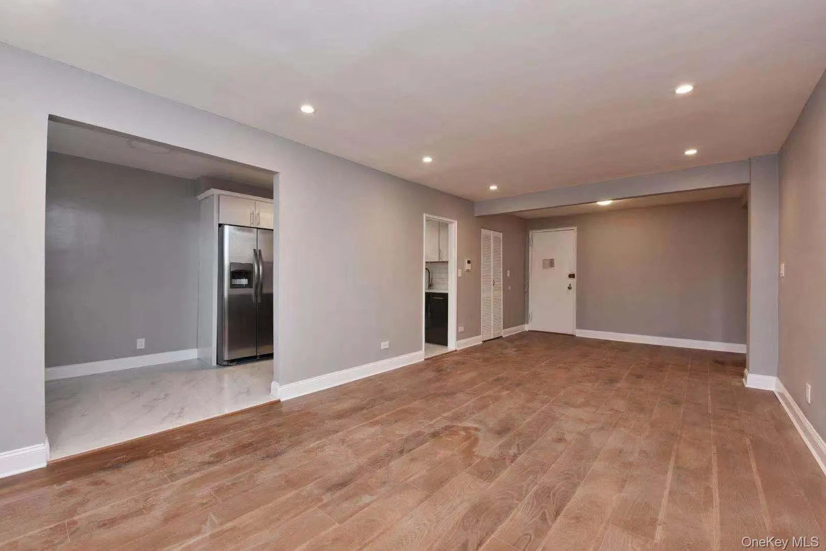 15272 Melbourne Avenue, New York, NY, 1 Bedroom Bedrooms, 4 Rooms Rooms,1 BathroomBathrooms,Residential,For Rent,Melbourne,0,970563 15272 Melbourne Avenue, New York, NY, 1 Bedroom Bedrooms, 4 Rooms Rooms,1 BathroomBathrooms,Residential,For Rent,Melbourne,0,970563
