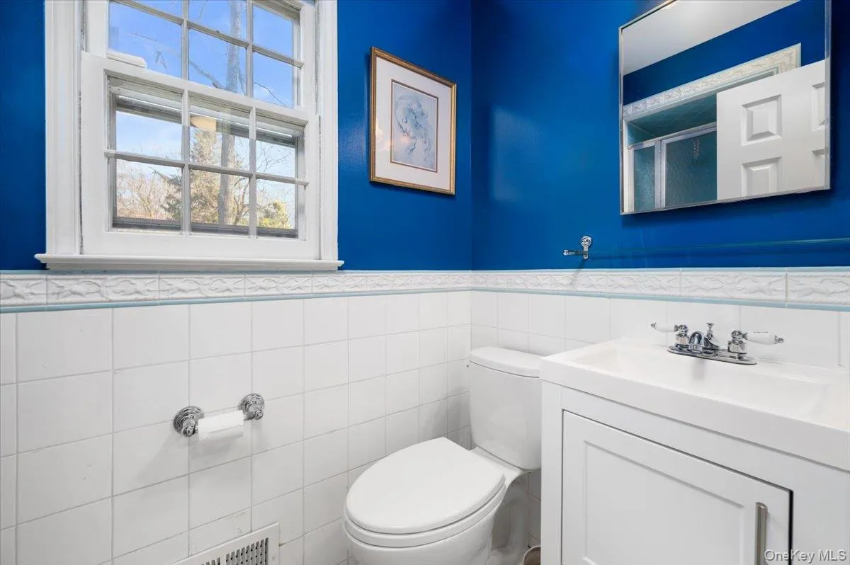 First level ensuite full bathroom. First level ensuite full bathroom.