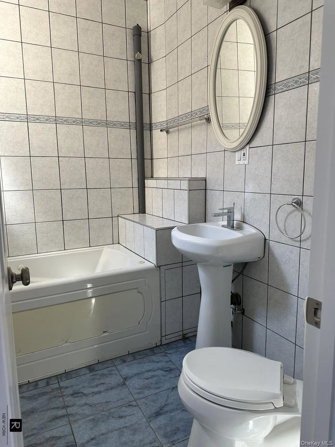 1419 Jefferson Avenue, New York, NY, 3 Bedrooms Bedrooms, 5 Rooms Rooms,1 BathroomBathrooms,Residential Lease,For Rent,Jefferson Avenue,0,970608 1419 Jefferson Avenue, New York, NY, 3 Bedrooms Bedrooms, 5 Rooms Rooms,1 BathroomBathrooms,Residential Lease,For Rent,Jefferson Avenue,0,970608