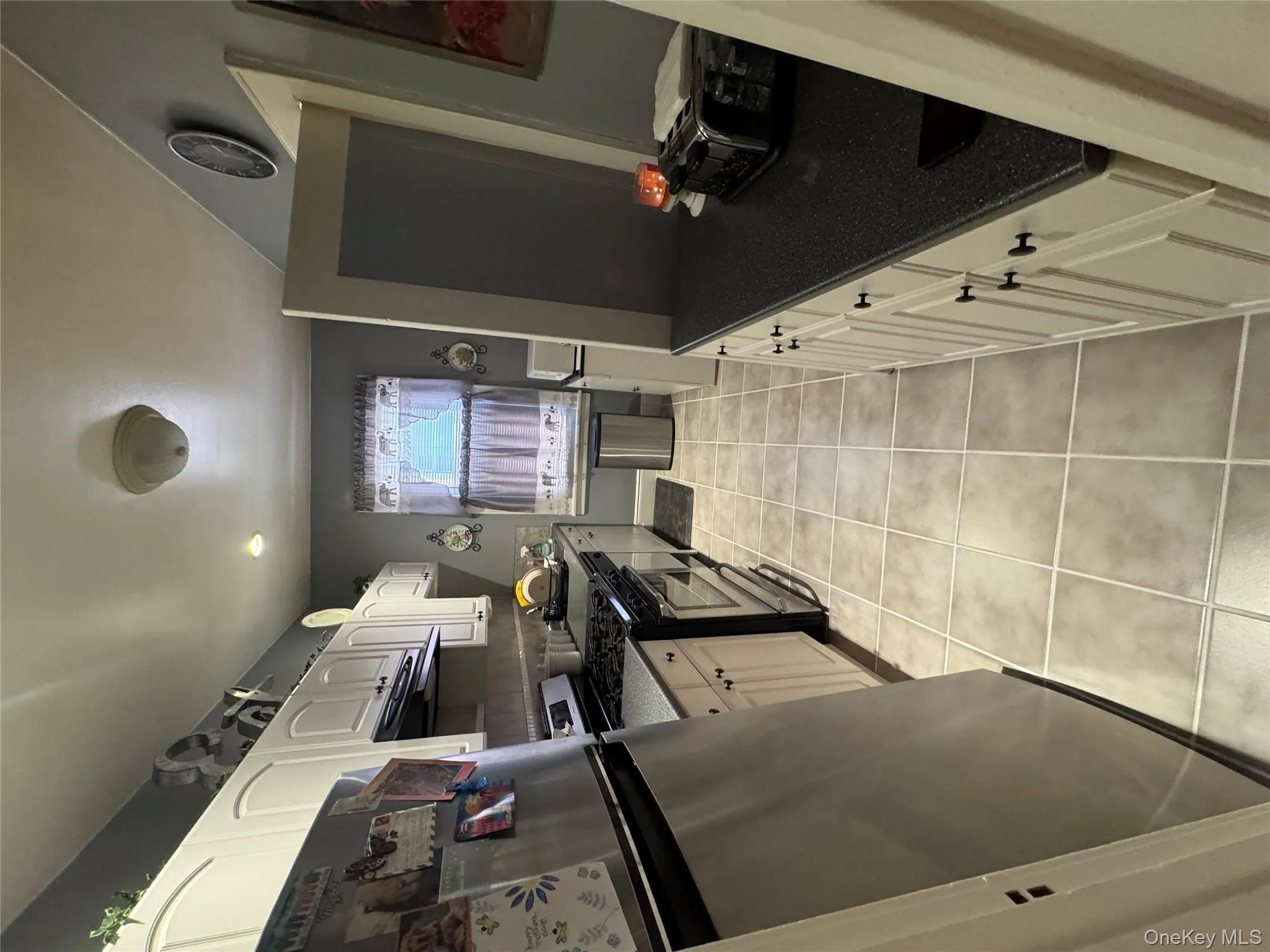 6922 64th Place, New York, NY, 3 Bedrooms Bedrooms, 5 Rooms Rooms,1 BathroomBathrooms,Residential Lease,For Rent,64th,0,970627 6922 64th Place, New York, NY, 3 Bedrooms Bedrooms, 5 Rooms Rooms,1 BathroomBathrooms,Residential Lease,For Rent,64th,0,970627