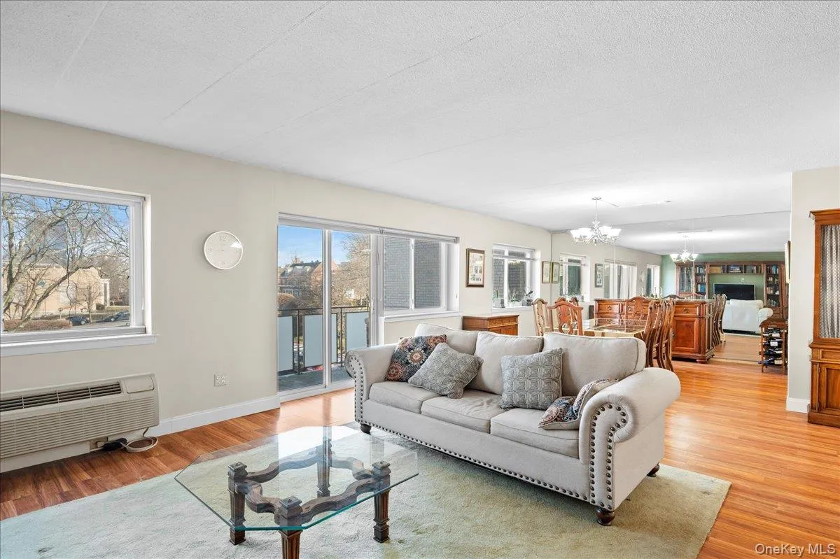 30 Greenridge Avenue, White Plains, NY, 1 Bedroom Bedrooms, 4 Rooms Rooms,2 BathroomsBathrooms,Residential,For Rent,Greenridge,0,970657 30 Greenridge Avenue, White Plains, NY, 1 Bedroom Bedrooms, 4 Rooms Rooms,2 BathroomsBathrooms,Residential,For Rent,Greenridge,0,970657