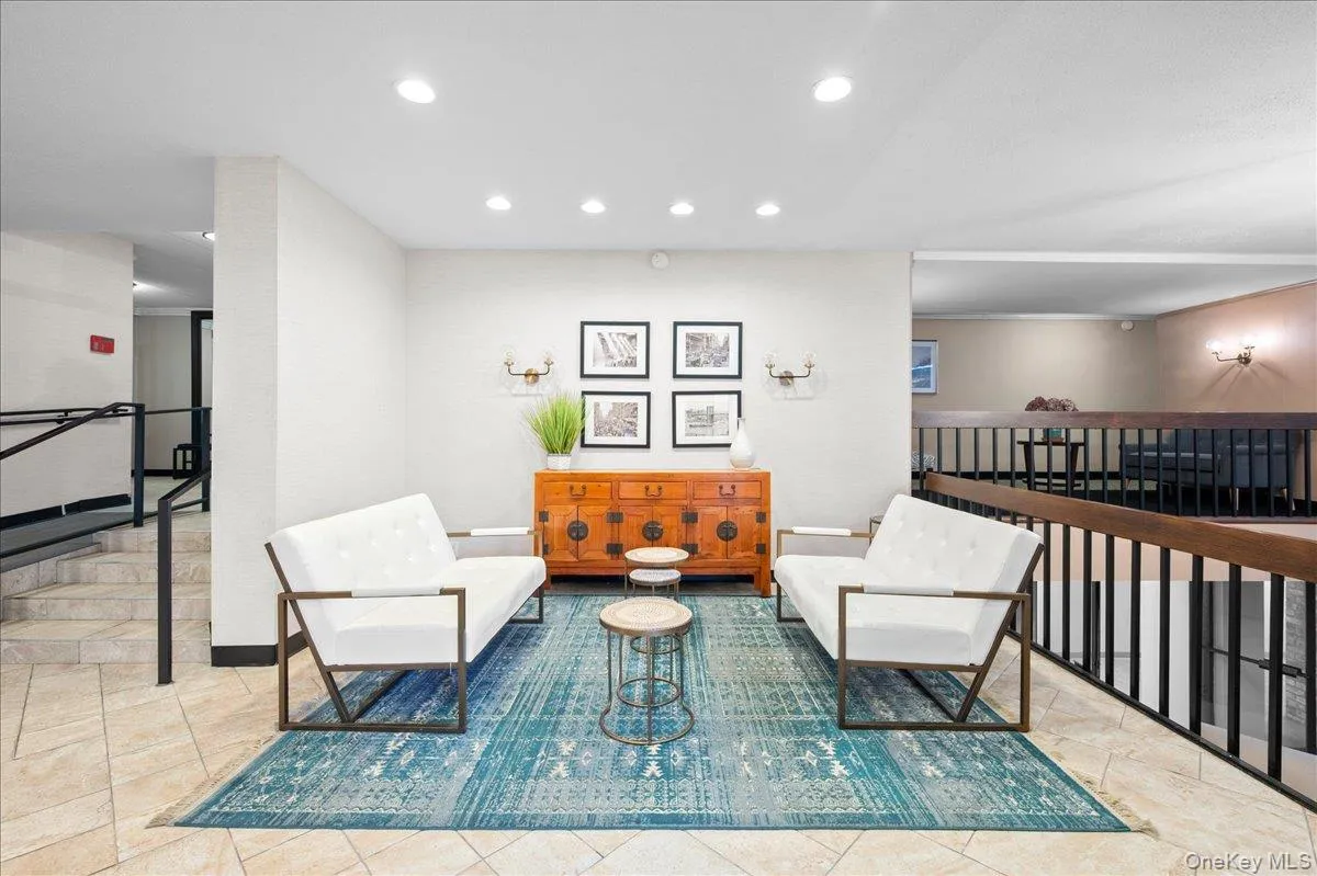 30 Greenridge Avenue, White Plains, NY, 1 Bedroom Bedrooms, 4 Rooms Rooms,2 BathroomsBathrooms,Residential,For Rent,Greenridge,0,970657 30 Greenridge Avenue, White Plains, NY, 1 Bedroom Bedrooms, 4 Rooms Rooms,2 BathroomsBathrooms,Residential,For Rent,Greenridge,0,970657