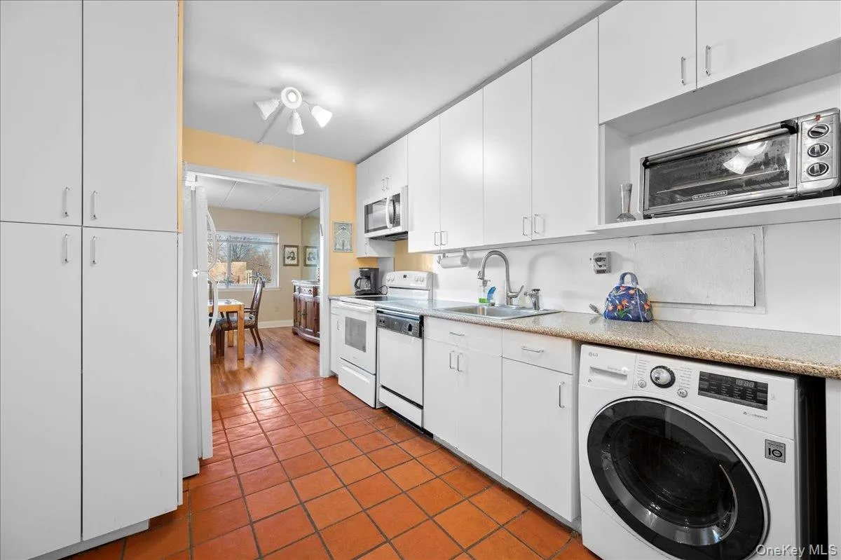 Washer/Dryer Washer/Dryer