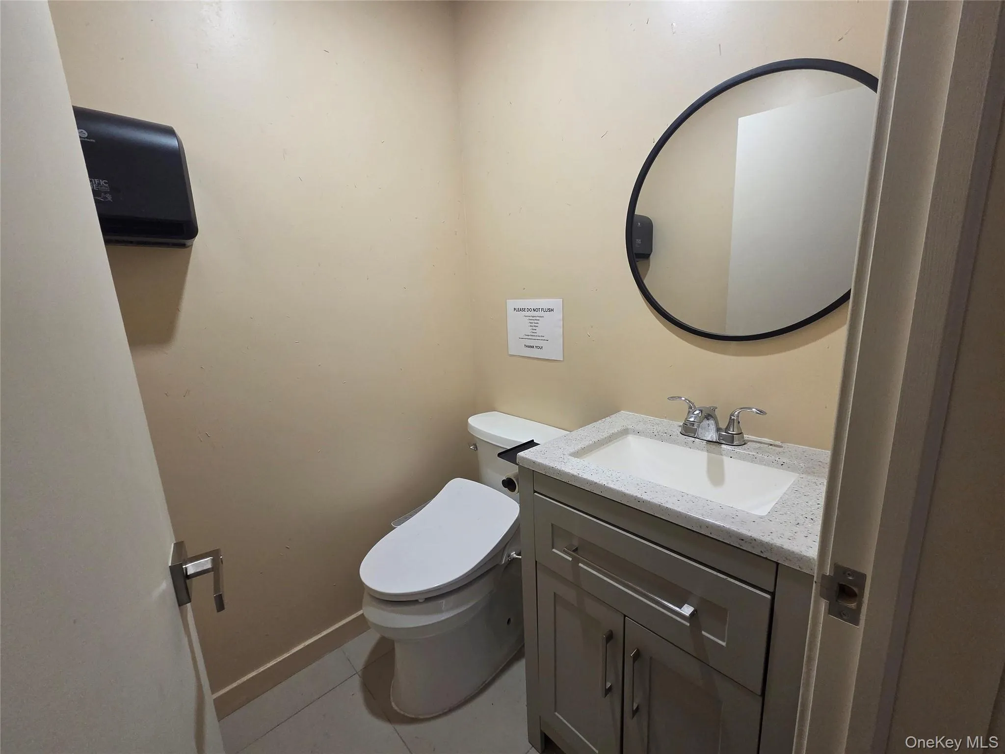 39-11-13 Bell Blvd Boulevard, New York, NY, ,Commercial Lease,For Rent,Bell Blvd,0,970658 39-11-13 Bell Blvd Boulevard, New York, NY, ,Commercial Lease,For Rent,Bell Blvd,0,970658