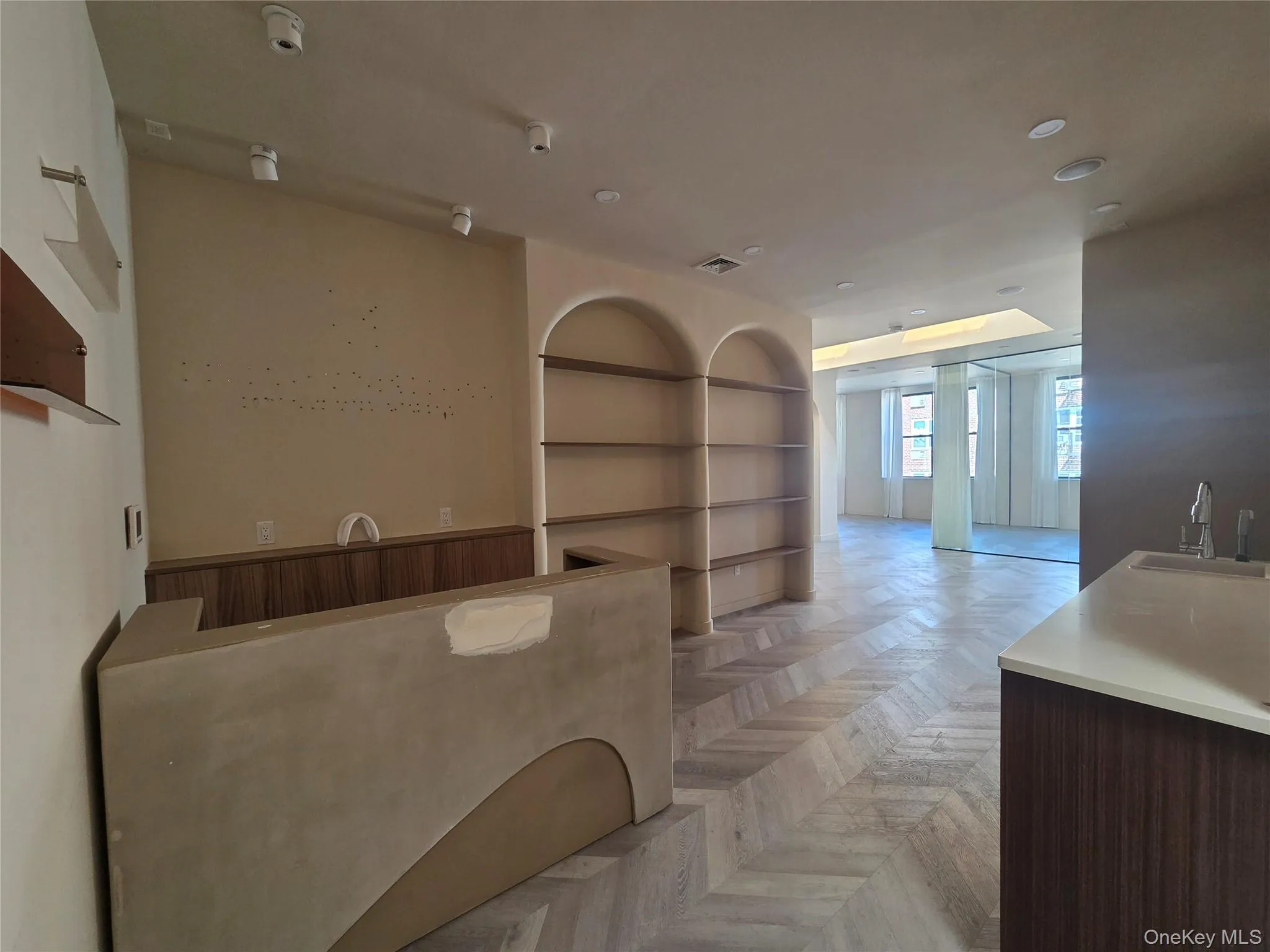 39-11-13 Bell Blvd Boulevard, New York, NY, ,Commercial Lease,For Rent,Bell Blvd,0,970658 39-11-13 Bell Blvd Boulevard, New York, NY, ,Commercial Lease,For Rent,Bell Blvd,0,970658