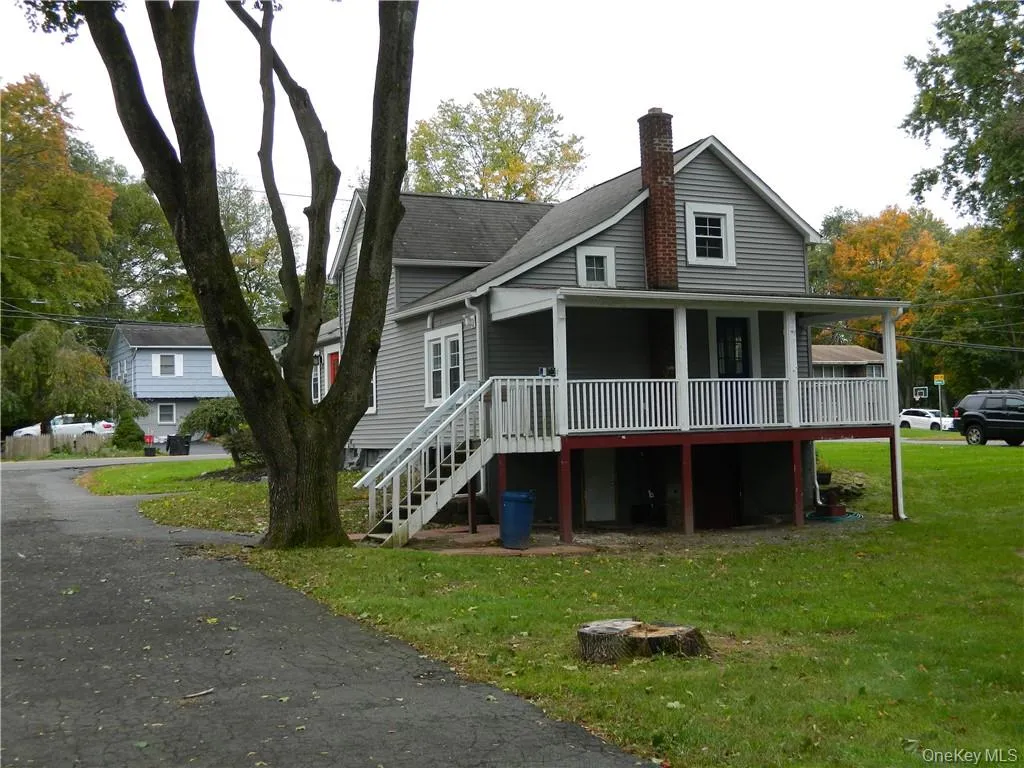 34 Kings Highway, Clarkstown, NY, 2 Bedrooms Bedrooms, 9 Rooms Rooms,2 BathroomsBathrooms,Residential Lease,For Rent,Kings,0,970661 34 Kings Highway, Clarkstown, NY, 2 Bedrooms Bedrooms, 9 Rooms Rooms,2 BathroomsBathrooms,Residential Lease,For Rent,Kings,0,970661