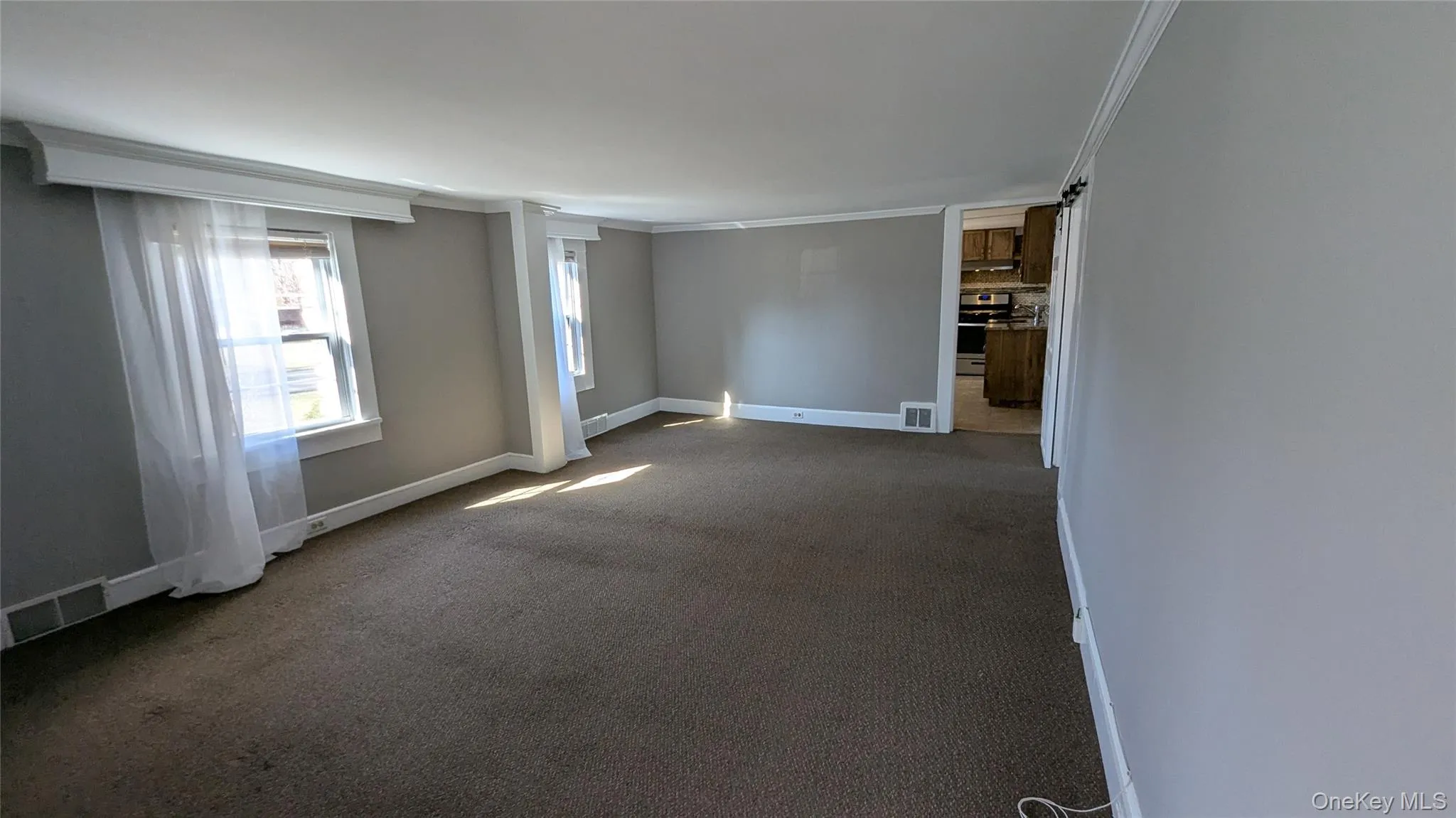 34 Kings Highway, Clarkstown, NY, 2 Bedrooms Bedrooms, 9 Rooms Rooms,2 BathroomsBathrooms,Residential Lease,For Rent,Kings,0,970661 34 Kings Highway, Clarkstown, NY, 2 Bedrooms Bedrooms, 9 Rooms Rooms,2 BathroomsBathrooms,Residential Lease,For Rent,Kings,0,970661