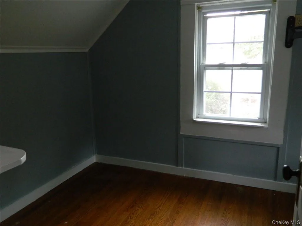 34 Kings Highway, Clarkstown, NY, 2 Bedrooms Bedrooms, 9 Rooms Rooms,2 BathroomsBathrooms,Residential Lease,For Rent,Kings,0,970661 34 Kings Highway, Clarkstown, NY, 2 Bedrooms Bedrooms, 9 Rooms Rooms,2 BathroomsBathrooms,Residential Lease,For Rent,Kings,0,970661