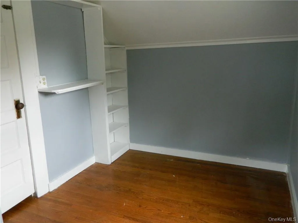 34 Kings Highway, Clarkstown, NY, 2 Bedrooms Bedrooms, 9 Rooms Rooms,2 BathroomsBathrooms,Residential Lease,For Rent,Kings,0,970661 34 Kings Highway, Clarkstown, NY, 2 Bedrooms Bedrooms, 9 Rooms Rooms,2 BathroomsBathrooms,Residential Lease,For Rent,Kings,0,970661