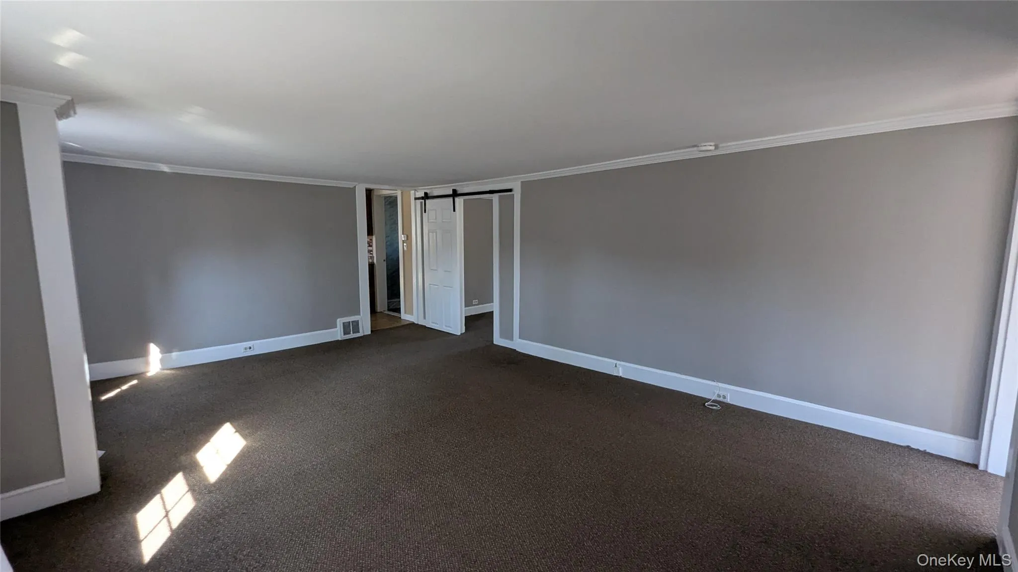 34 Kings Highway, Clarkstown, NY, 2 Bedrooms Bedrooms, 9 Rooms Rooms,2 BathroomsBathrooms,Residential Lease,For Rent,Kings,0,970661 34 Kings Highway, Clarkstown, NY, 2 Bedrooms Bedrooms, 9 Rooms Rooms,2 BathroomsBathrooms,Residential Lease,For Rent,Kings,0,970661