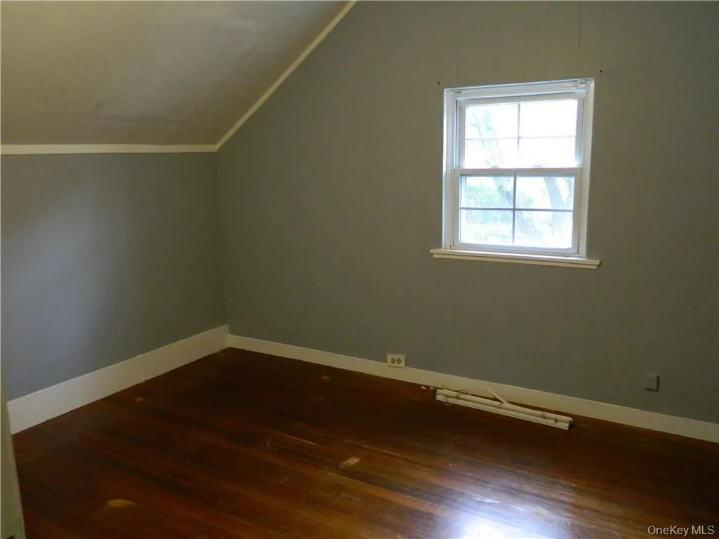 34 Kings Highway, Clarkstown, NY, 2 Bedrooms Bedrooms, 9 Rooms Rooms,2 BathroomsBathrooms,Residential Lease,For Rent,Kings,0,970661 34 Kings Highway, Clarkstown, NY, 2 Bedrooms Bedrooms, 9 Rooms Rooms,2 BathroomsBathrooms,Residential Lease,For Rent,Kings,0,970661