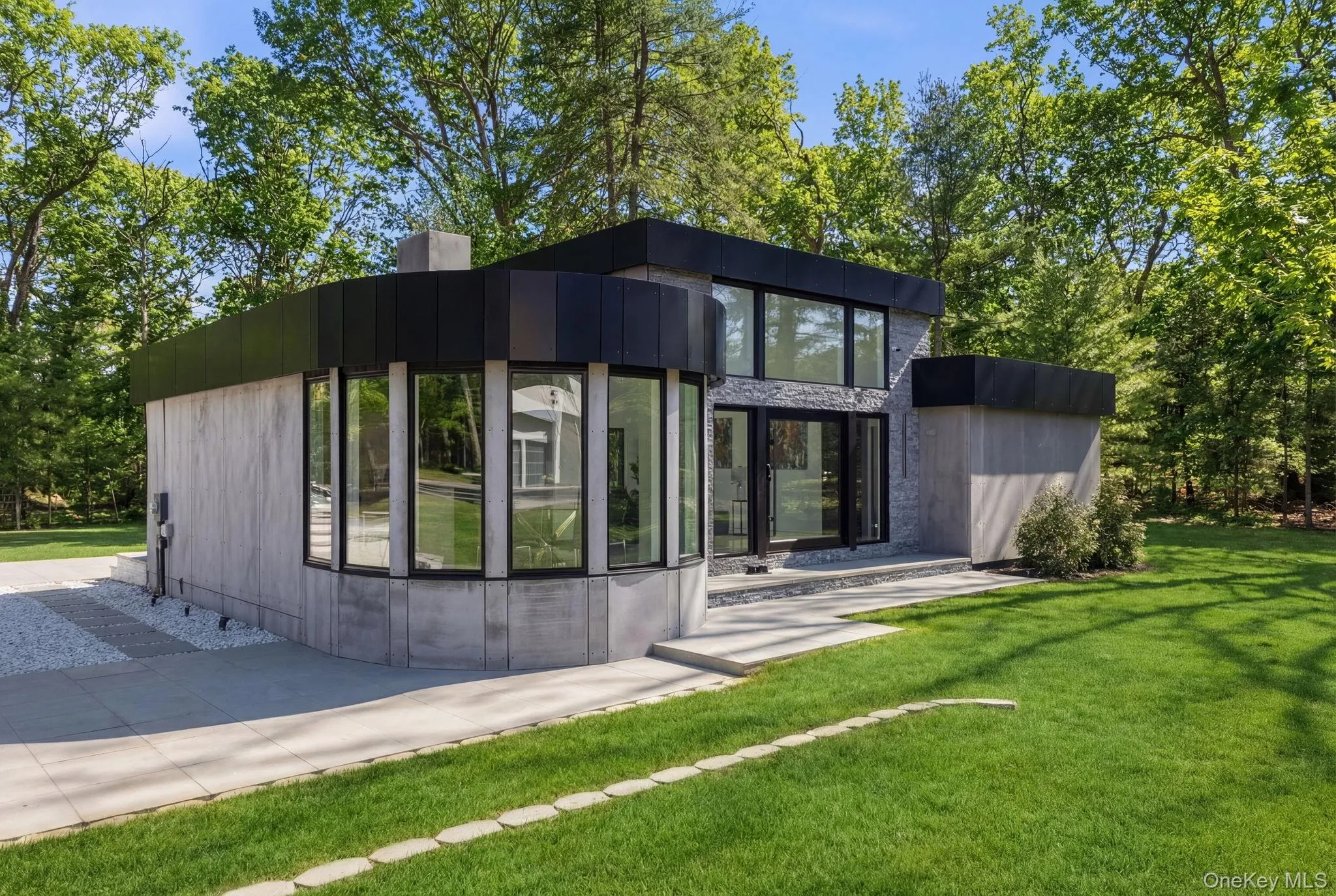 31 Chestnut Hill Drive, Oyster Bay, NY, 6 Bedrooms Bedrooms, 26 Rooms Rooms,6 BathroomsBathrooms,Residential Sale,For Rent,Chestnut Hill,0,970669 31 Chestnut Hill Drive, Oyster Bay, NY, 6 Bedrooms Bedrooms, 26 Rooms Rooms,6 BathroomsBathrooms,Residential Sale,For Rent,Chestnut Hill,0,970669