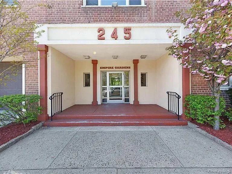 245 Bronx River Road, Yonkers, NY, 1 Bedroom Bedrooms, 4 Rooms Rooms,1 BathroomBathrooms,Residential,For Rent,Bronx River,0,970676 245 Bronx River Road, Yonkers, NY, 1 Bedroom Bedrooms, 4 Rooms Rooms,1 BathroomBathrooms,Residential,For Rent,Bronx River,0,970676