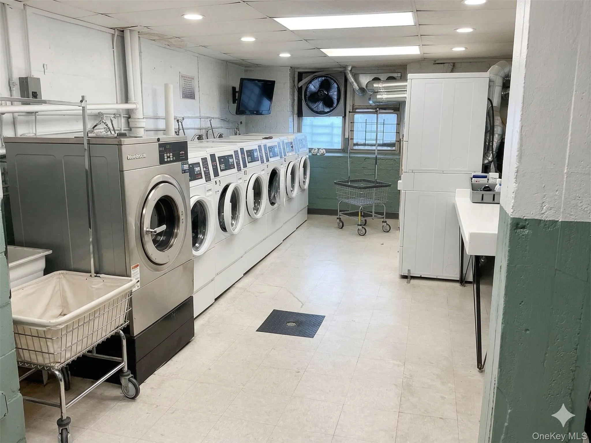 245 Bronx River Road, Yonkers, NY, 1 Bedroom Bedrooms, 4 Rooms Rooms,1 BathroomBathrooms,Residential,For Rent,Bronx River,0,970676 245 Bronx River Road, Yonkers, NY, 1 Bedroom Bedrooms, 4 Rooms Rooms,1 BathroomBathrooms,Residential,For Rent,Bronx River,0,970676
