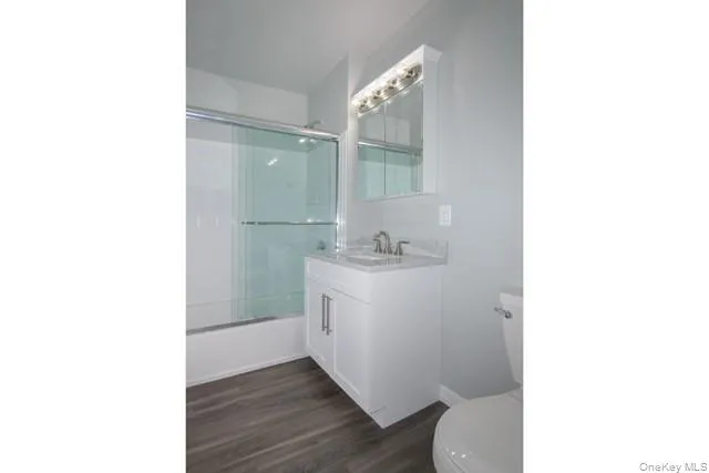 55 Fifth Avenue, Islip, NY, 1 Bedroom Bedrooms, 4 Rooms Rooms,1 BathroomBathrooms,Residential Lease,For Rent,Fifth,0,970677 55 Fifth Avenue, Islip, NY, 1 Bedroom Bedrooms, 4 Rooms Rooms,1 BathroomBathrooms,Residential Lease,For Rent,Fifth,0,970677