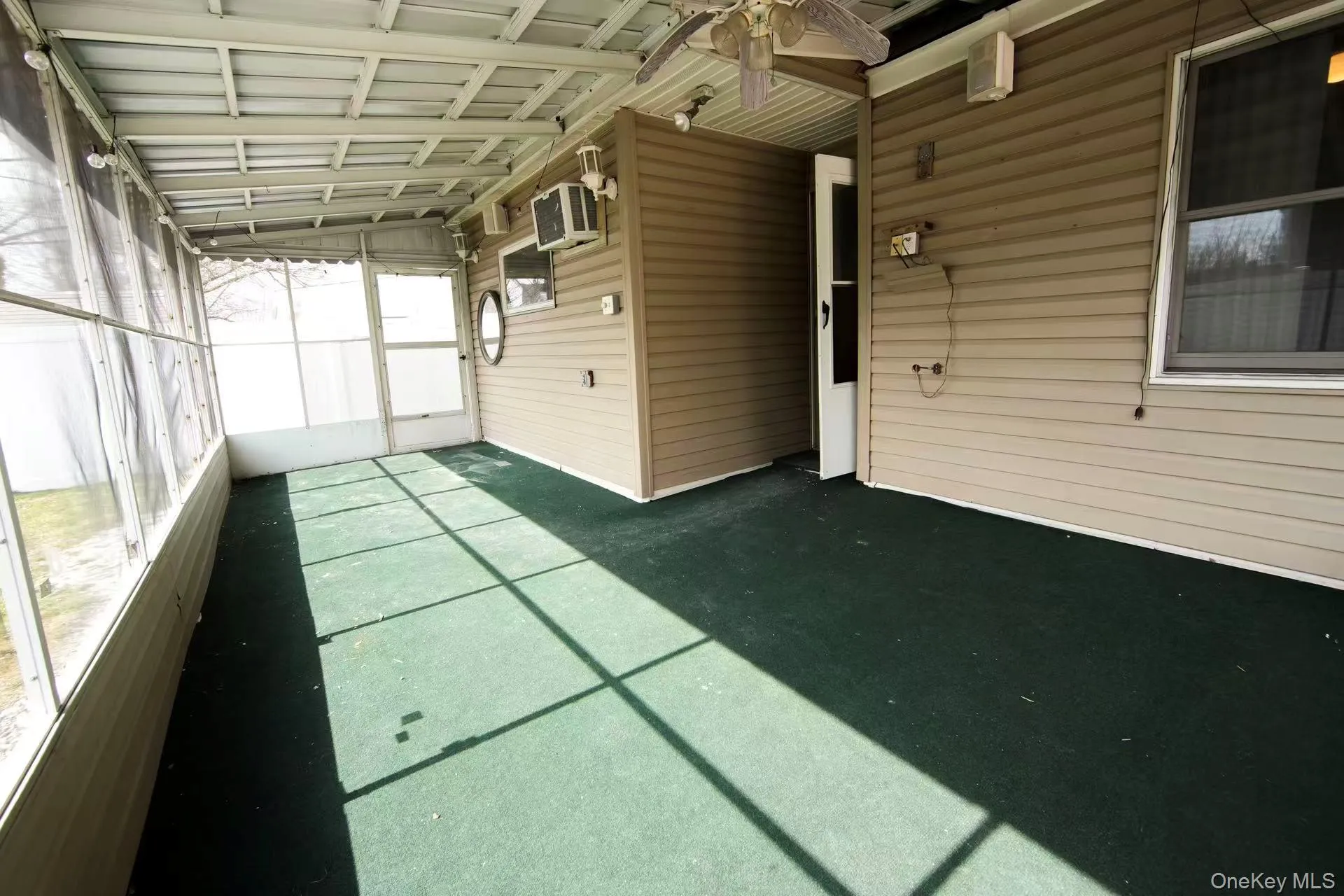 32 Needle Lane, Hempstead, NY, 5 Bedrooms Bedrooms, 8 Rooms Rooms,2 BathroomsBathrooms,Residential Lease,For Rent,Needle,0,970681 32 Needle Lane, Hempstead, NY, 5 Bedrooms Bedrooms, 8 Rooms Rooms,2 BathroomsBathrooms,Residential Lease,For Rent,Needle,0,970681