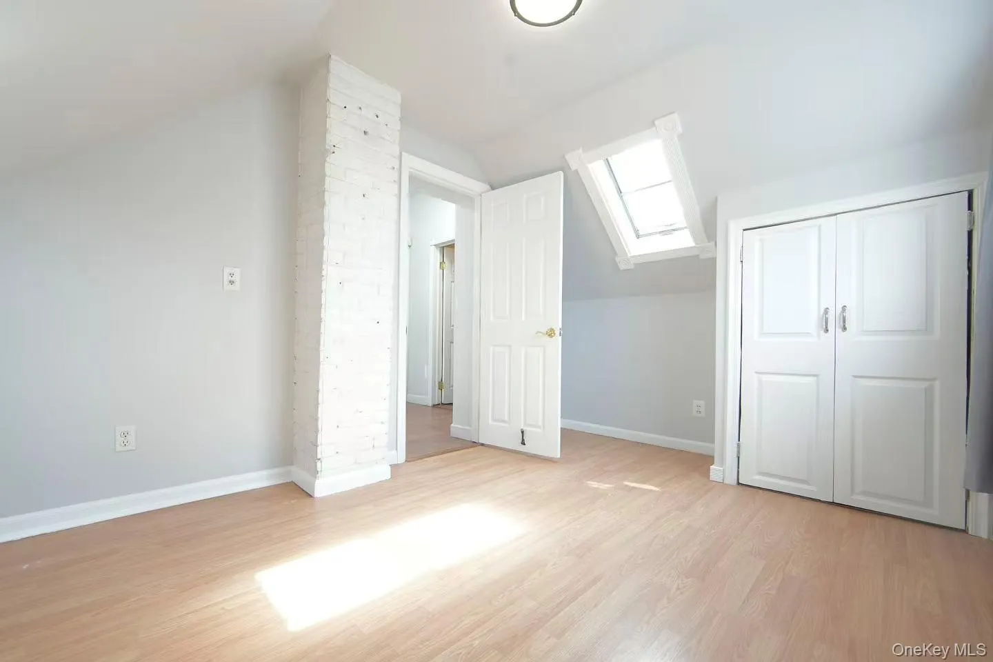 32 Needle Lane, Hempstead, NY, 5 Bedrooms Bedrooms, 8 Rooms Rooms,2 BathroomsBathrooms,Residential Lease,For Rent,Needle,0,970681 32 Needle Lane, Hempstead, NY, 5 Bedrooms Bedrooms, 8 Rooms Rooms,2 BathroomsBathrooms,Residential Lease,For Rent,Needle,0,970681