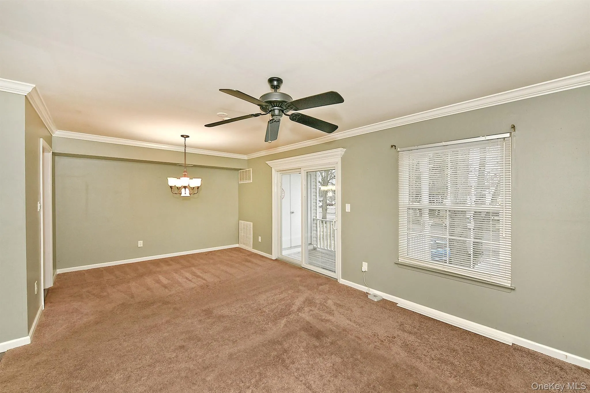 171 Fairview Circle, Brookhaven, NY, 2 Bedrooms Bedrooms, 5 Rooms Rooms,1 BathroomBathrooms,Residential Lease,For Rent,Fairview,0,970688 171 Fairview Circle, Brookhaven, NY, 2 Bedrooms Bedrooms, 5 Rooms Rooms,1 BathroomBathrooms,Residential Lease,For Rent,Fairview,0,970688