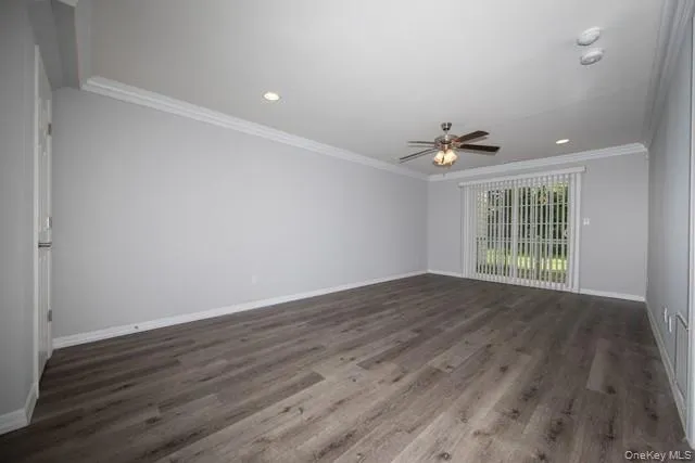 102 Tudor Lane, Brookhaven, NY, 1 Bedroom Bedrooms, 4 Rooms Rooms,1 BathroomBathrooms,Residential Lease,For Rent,Tudor,0,970693 102 Tudor Lane, Brookhaven, NY, 1 Bedroom Bedrooms, 4 Rooms Rooms,1 BathroomBathrooms,Residential Lease,For Rent,Tudor,0,970693