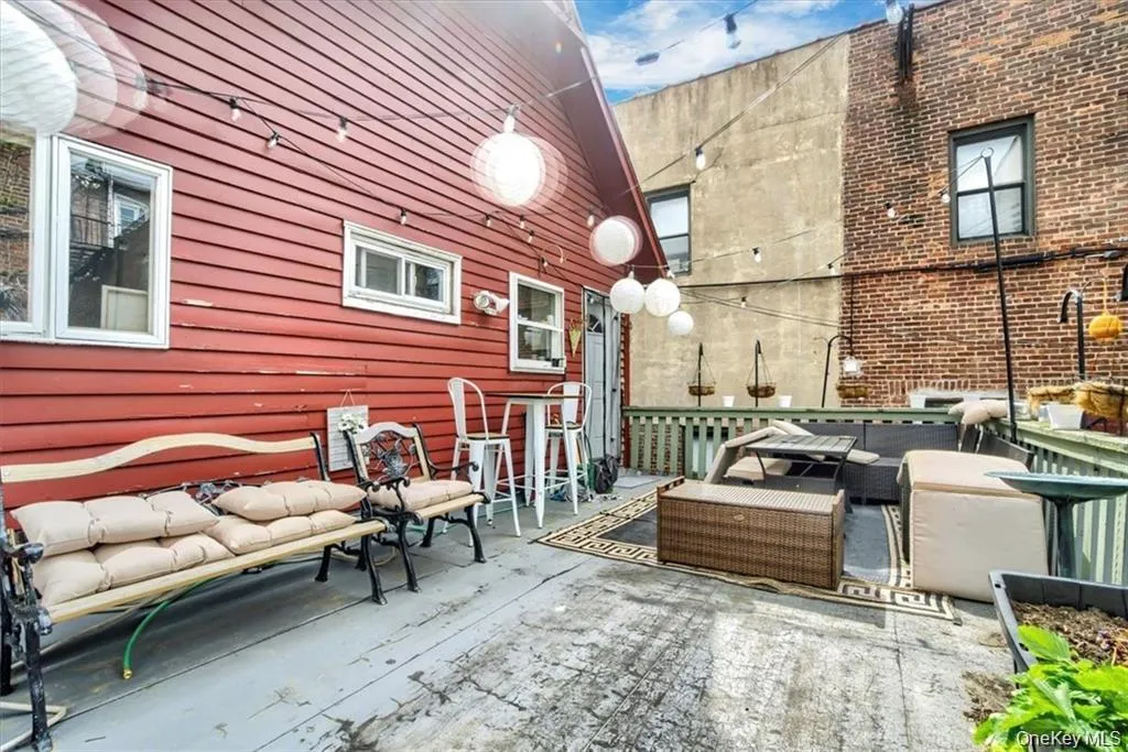 78 Burd Street, Orangetown, NY, 2 Bedrooms Bedrooms, 6 Rooms Rooms,1 BathroomBathrooms,Residential Lease,For Rent,Burd,0,970696 78 Burd Street, Orangetown, NY, 2 Bedrooms Bedrooms, 6 Rooms Rooms,1 BathroomBathrooms,Residential Lease,For Rent,Burd,0,970696