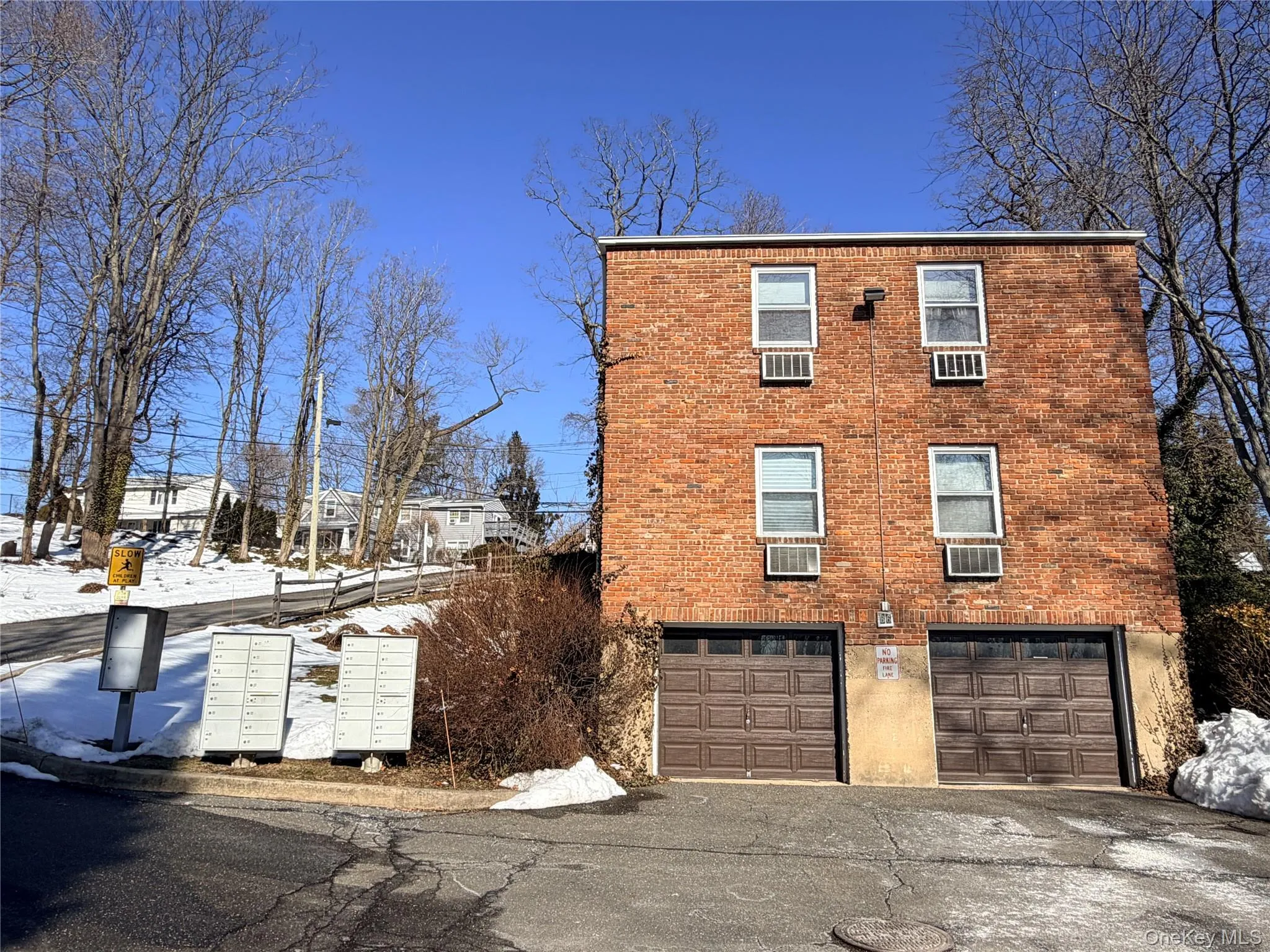 86 Mc Loughlin Street, Glen Cove, NY, 2 Bedrooms Bedrooms, 4 Rooms Rooms,1 BathroomBathrooms,Residential Lease,For Rent,Mc Loughlin,0,970704 86 Mc Loughlin Street, Glen Cove, NY, 2 Bedrooms Bedrooms, 4 Rooms Rooms,1 BathroomBathrooms,Residential Lease,For Rent,Mc Loughlin,0,970704