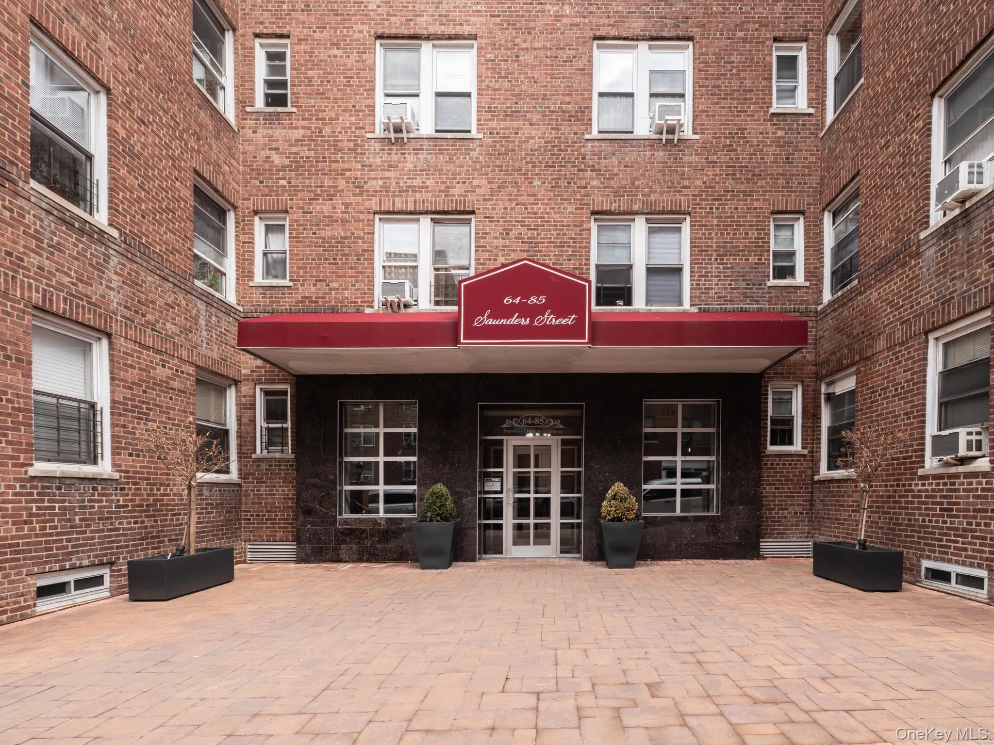 64-85 Saunders Street, New York, NY, 1 Bedroom Bedrooms, 5 Rooms Rooms,1 BathroomBathrooms,Residential,For Rent,Saunders,0,KEY970708 64-85 Saunders Street, New York, NY, 1 Bedroom Bedrooms, 5 Rooms Rooms,1 BathroomBathrooms,Residential,For Rent,Saunders,0,KEY970708