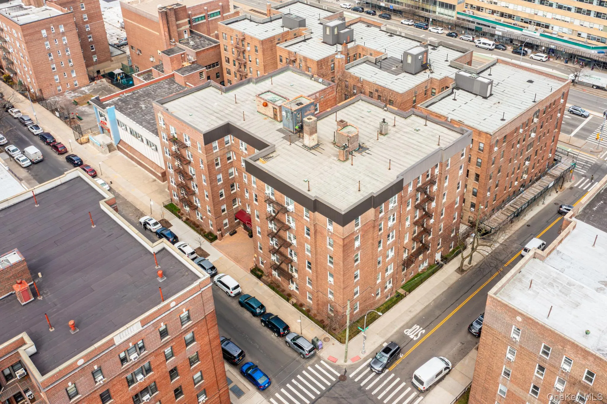 64-85 Saunders Street, New York, NY, 1 Bedroom Bedrooms, 5 Rooms Rooms,1 BathroomBathrooms,Residential,For Rent,Saunders,0,KEY970708 64-85 Saunders Street, New York, NY, 1 Bedroom Bedrooms, 5 Rooms Rooms,1 BathroomBathrooms,Residential,For Rent,Saunders,0,KEY970708