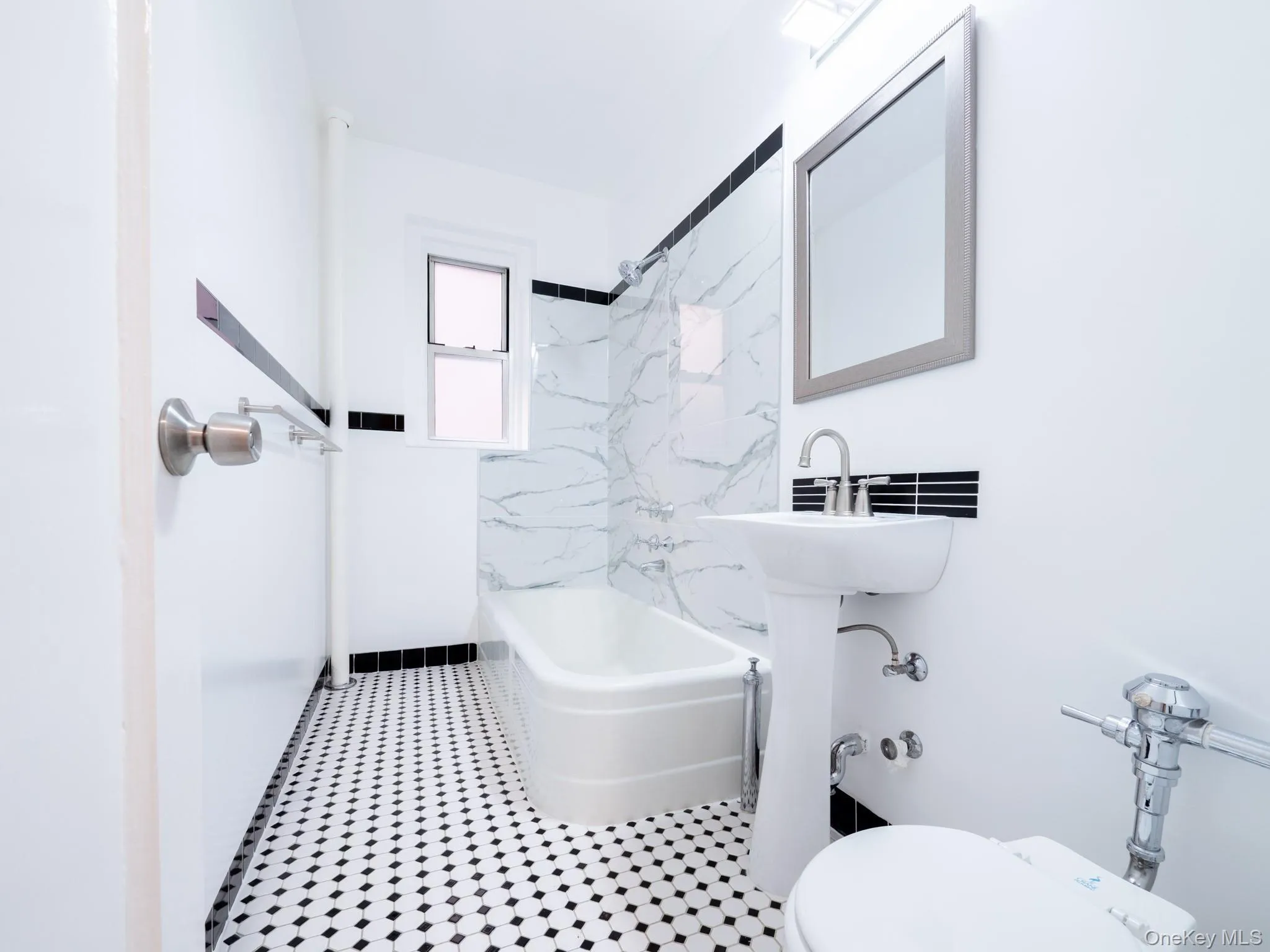 64-85 Saunders Street, New York, NY, 1 Bedroom Bedrooms, 5 Rooms Rooms,1 BathroomBathrooms,Residential,For Rent,Saunders,0,KEY970708 64-85 Saunders Street, New York, NY, 1 Bedroom Bedrooms, 5 Rooms Rooms,1 BathroomBathrooms,Residential,For Rent,Saunders,0,KEY970708