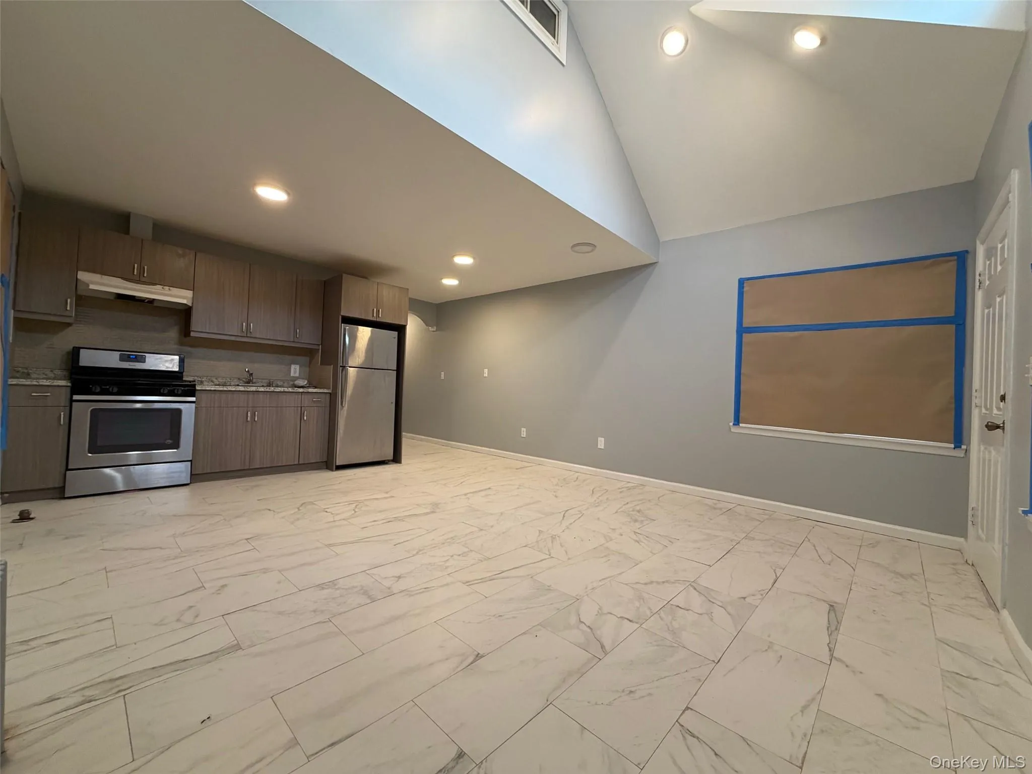 12704 97th Avenue, New York, NY, 3 Bedrooms Bedrooms, 6 Rooms Rooms,2 BathroomsBathrooms,Residential,For Rent,97th,0,970718 12704 97th Avenue, New York, NY, 3 Bedrooms Bedrooms, 6 Rooms Rooms,2 BathroomsBathrooms,Residential,For Rent,97th,0,970718