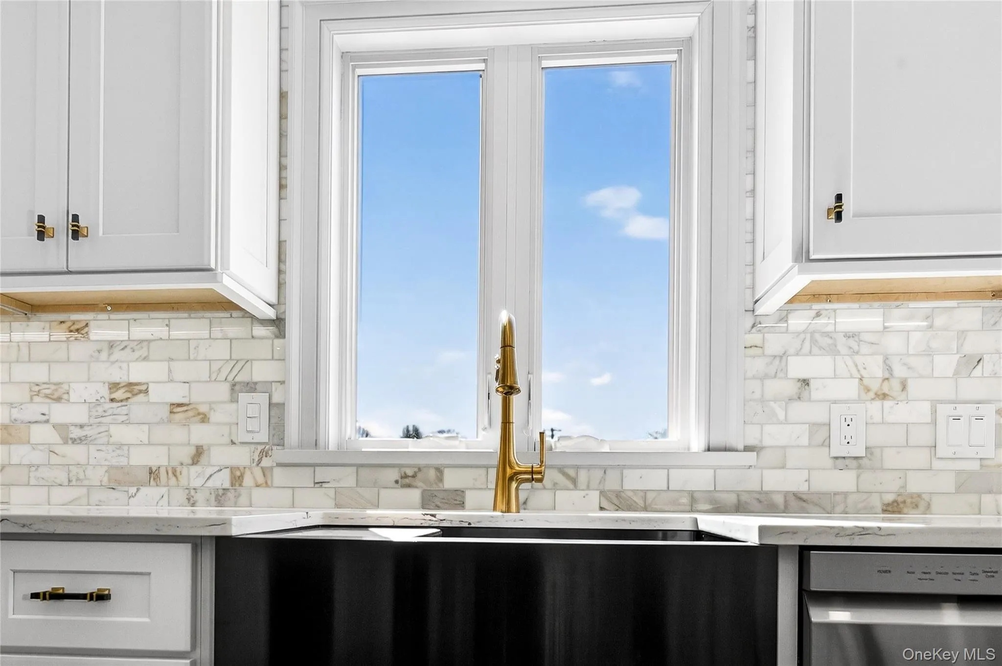 7 Victoria Lane, Yonkers, NY, 3 Bedrooms Bedrooms, 6 Rooms Rooms,2 BathroomsBathrooms,Residential Lease,For Rent,Victoria,0,970727 7 Victoria Lane, Yonkers, NY, 3 Bedrooms Bedrooms, 6 Rooms Rooms,2 BathroomsBathrooms,Residential Lease,For Rent,Victoria,0,970727