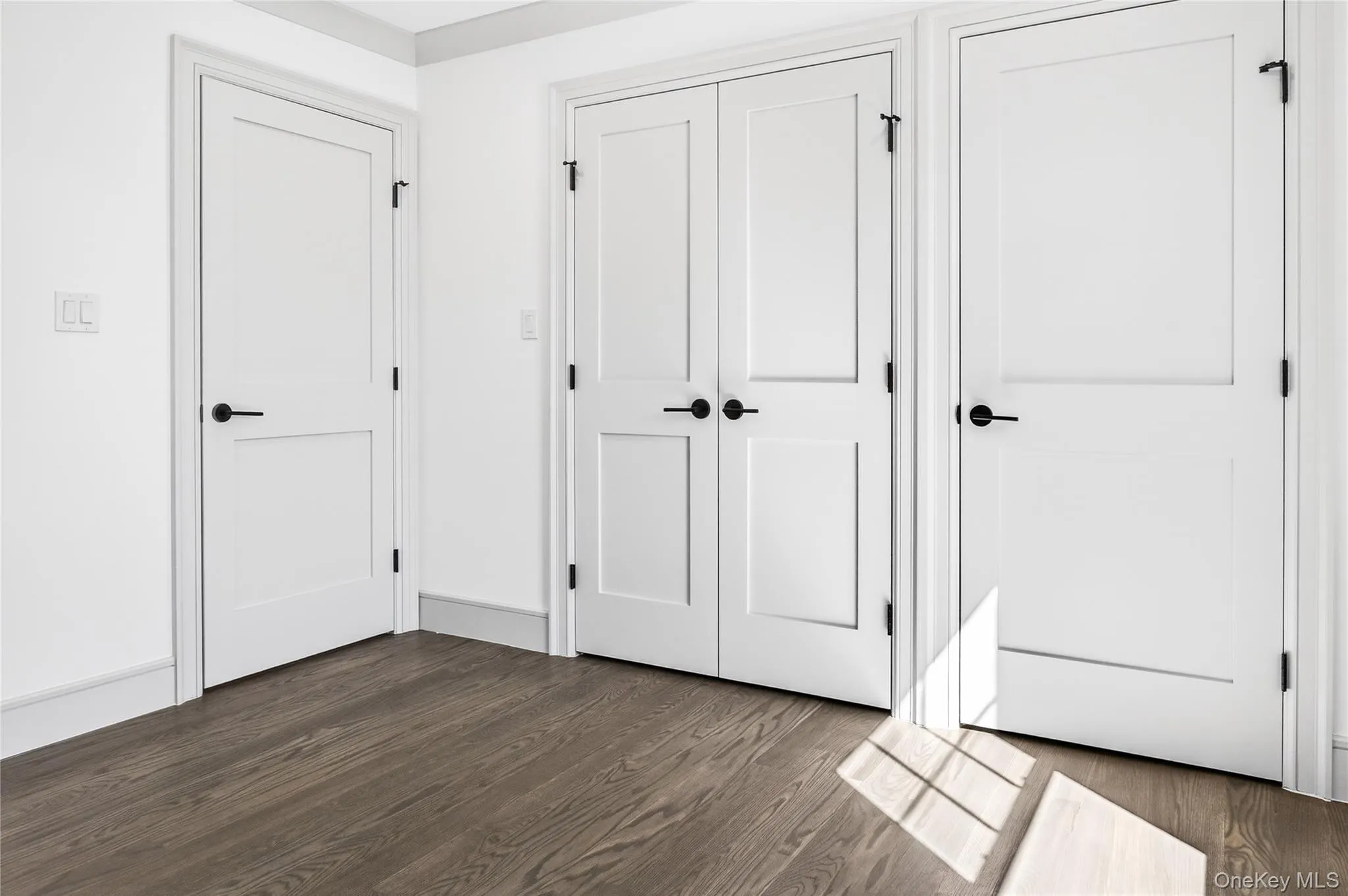 7 Victoria Lane, Yonkers, NY, 3 Bedrooms Bedrooms, 6 Rooms Rooms,2 BathroomsBathrooms,Residential Lease,For Rent,Victoria,0,970727 7 Victoria Lane, Yonkers, NY, 3 Bedrooms Bedrooms, 6 Rooms Rooms,2 BathroomsBathrooms,Residential Lease,For Rent,Victoria,0,970727