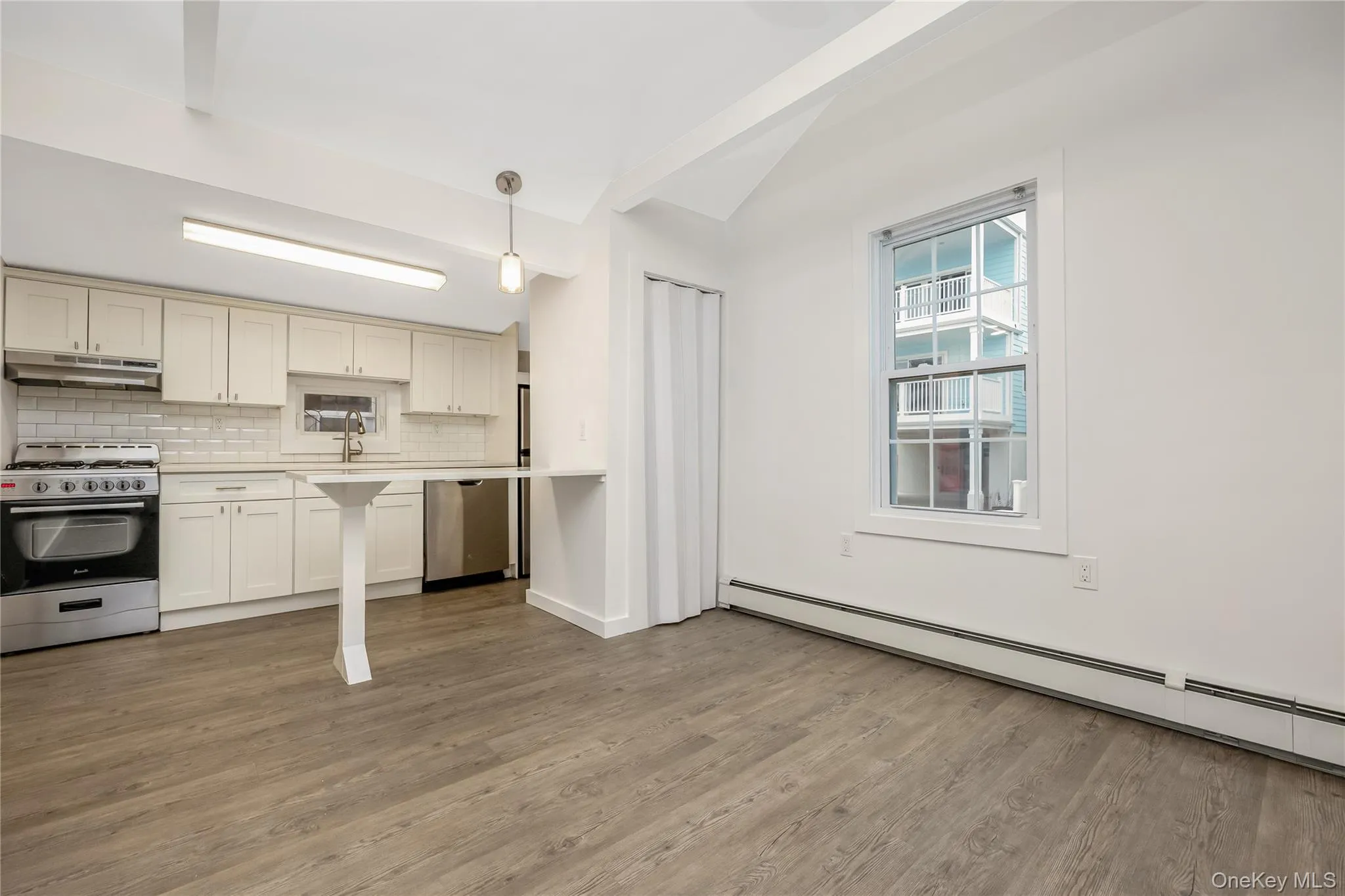 195 Oceanview, Long Beach, NY, 2 Bedrooms Bedrooms, 4 Rooms Rooms,2 BathroomsBathrooms,Residential Lease,For Rent,Oceanview,0,970730 195 Oceanview, Long Beach, NY, 2 Bedrooms Bedrooms, 4 Rooms Rooms,2 BathroomsBathrooms,Residential Lease,For Rent,Oceanview,0,970730