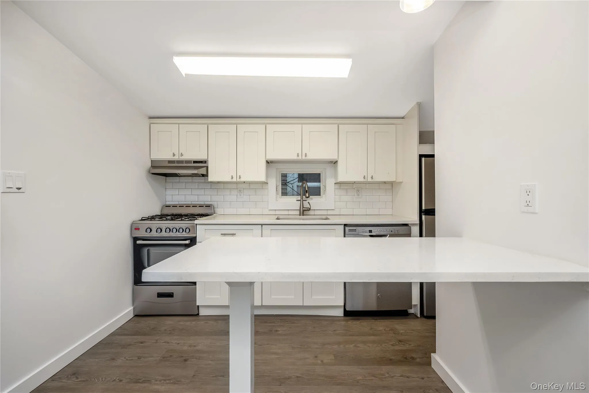 195 Oceanview, Long Beach, NY, 2 Bedrooms Bedrooms, 4 Rooms Rooms,2 BathroomsBathrooms,Residential Lease,For Rent,Oceanview,0,970730 195 Oceanview, Long Beach, NY, 2 Bedrooms Bedrooms, 4 Rooms Rooms,2 BathroomsBathrooms,Residential Lease,For Rent,Oceanview,0,970730