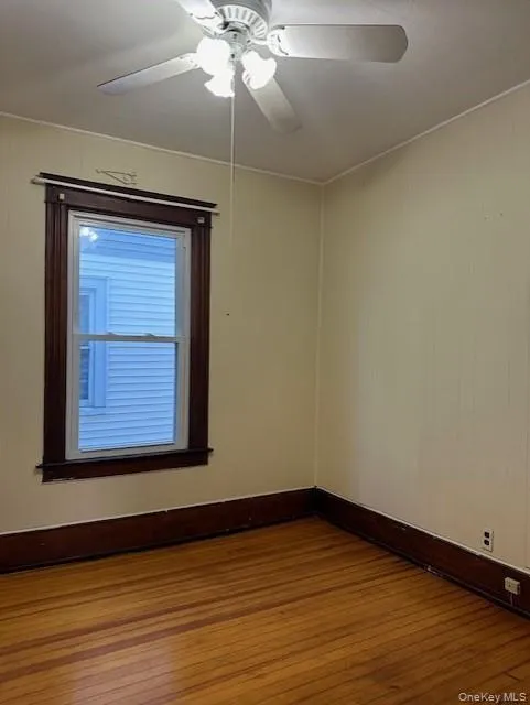 10 Worrall Avenue, Poughkeepsie, NY, 2 Bedrooms Bedrooms, 5 Rooms Rooms,1 BathroomBathrooms,Residential Lease,For Rent,Worrall,0,970736 10 Worrall Avenue, Poughkeepsie, NY, 2 Bedrooms Bedrooms, 5 Rooms Rooms,1 BathroomBathrooms,Residential Lease,For Rent,Worrall,0,970736