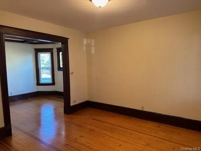 10 Worrall Avenue, Poughkeepsie, NY, 2 Bedrooms Bedrooms, 5 Rooms Rooms,1 BathroomBathrooms,Residential Lease,For Rent,Worrall,0,970736 10 Worrall Avenue, Poughkeepsie, NY, 2 Bedrooms Bedrooms, 5 Rooms Rooms,1 BathroomBathrooms,Residential Lease,For Rent,Worrall,0,970736