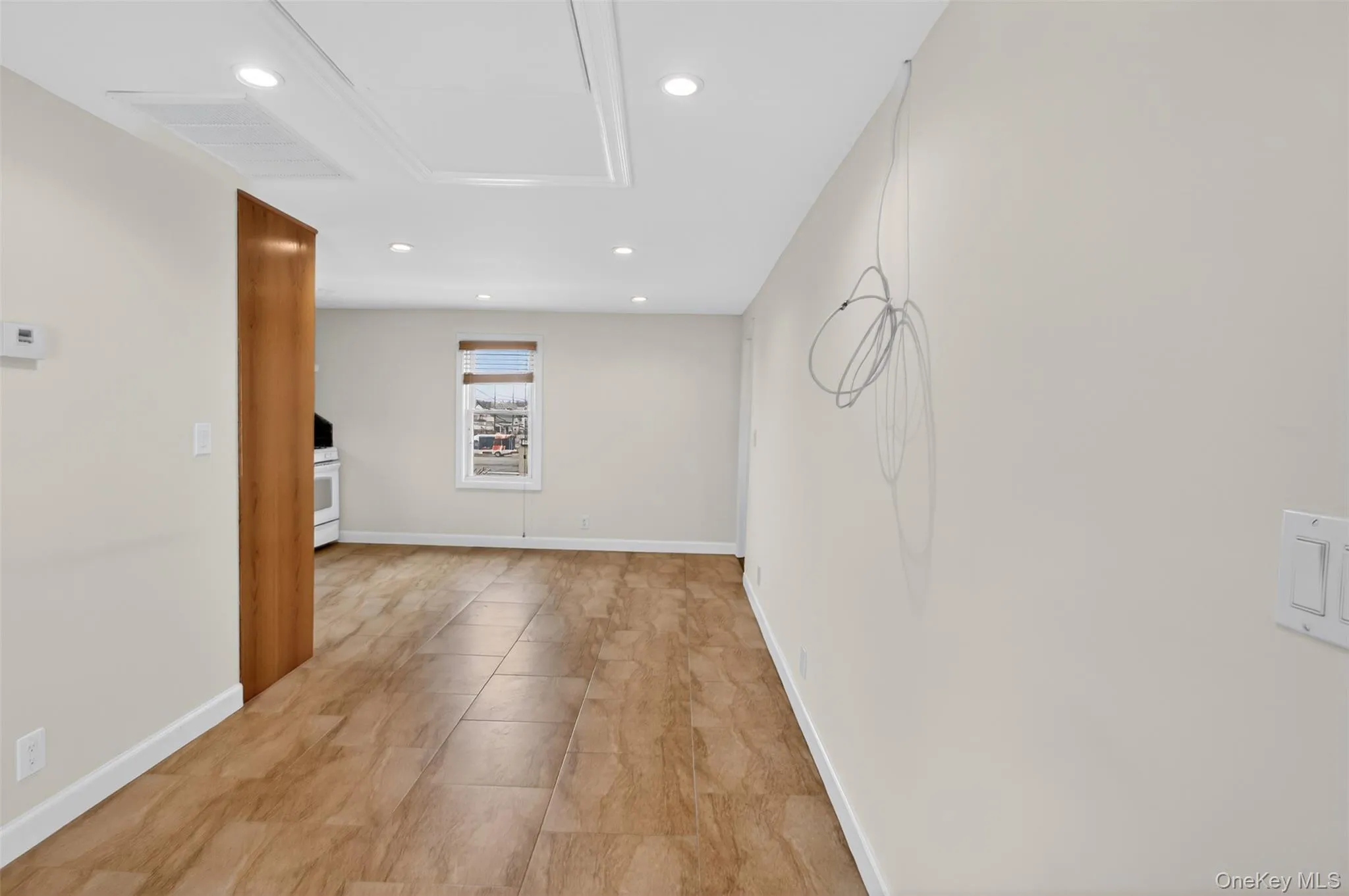 256 Royal Avenue, North Hempstead, NY, 2 Bedrooms Bedrooms, 5 Rooms Rooms,3 BathroomsBathrooms,Residential Lease,For Rent,Royal,0,970748 256 Royal Avenue, North Hempstead, NY, 2 Bedrooms Bedrooms, 5 Rooms Rooms,3 BathroomsBathrooms,Residential Lease,For Rent,Royal,0,970748