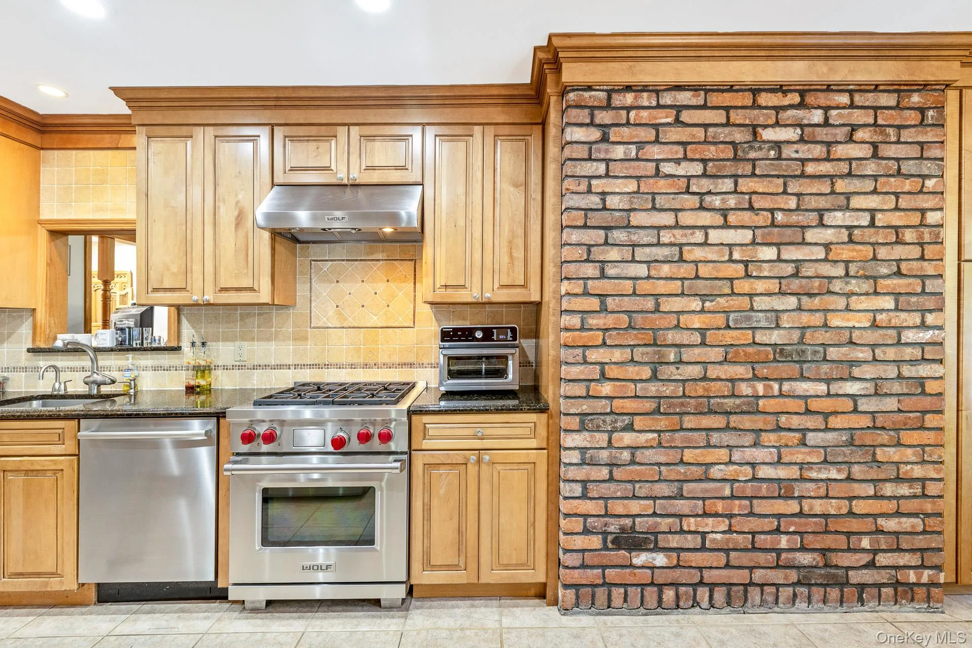 60 Thadford Street, Huntington, NY, 4 Bedrooms Bedrooms, 8 Rooms Rooms,2 BathroomsBathrooms,Residential,For Rent,Thadford,0,970759 60 Thadford Street, Huntington, NY, 4 Bedrooms Bedrooms, 8 Rooms Rooms,2 BathroomsBathrooms,Residential,For Rent,Thadford,0,970759