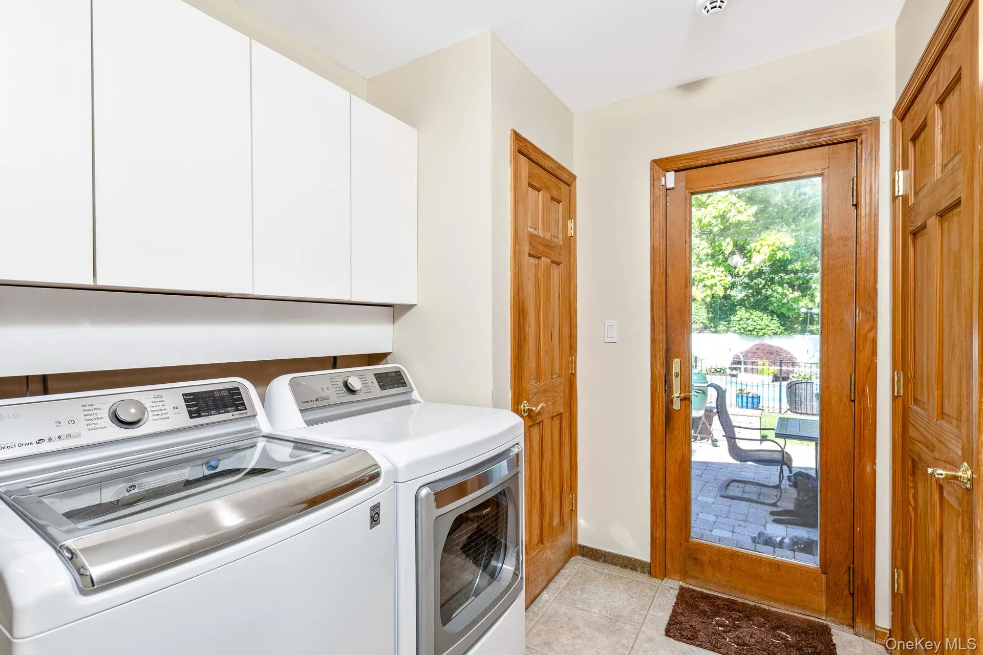 60 Thadford Street, Huntington, NY, 4 Bedrooms Bedrooms, 8 Rooms Rooms,2 BathroomsBathrooms,Residential,For Rent,Thadford,0,970759 60 Thadford Street, Huntington, NY, 4 Bedrooms Bedrooms, 8 Rooms Rooms,2 BathroomsBathrooms,Residential,For Rent,Thadford,0,970759