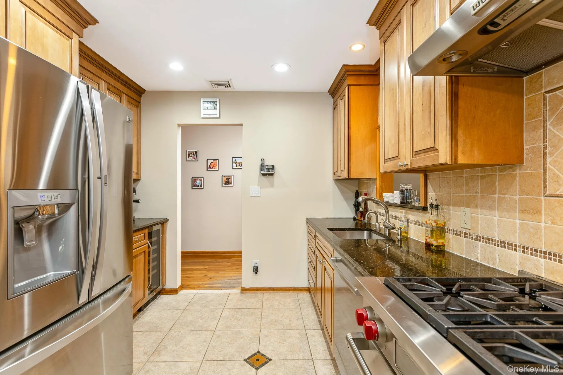 60 Thadford Street, Huntington, NY, 4 Bedrooms Bedrooms, 8 Rooms Rooms,2 BathroomsBathrooms,Residential,For Rent,Thadford,0,970759 60 Thadford Street, Huntington, NY, 4 Bedrooms Bedrooms, 8 Rooms Rooms,2 BathroomsBathrooms,Residential,For Rent,Thadford,0,970759