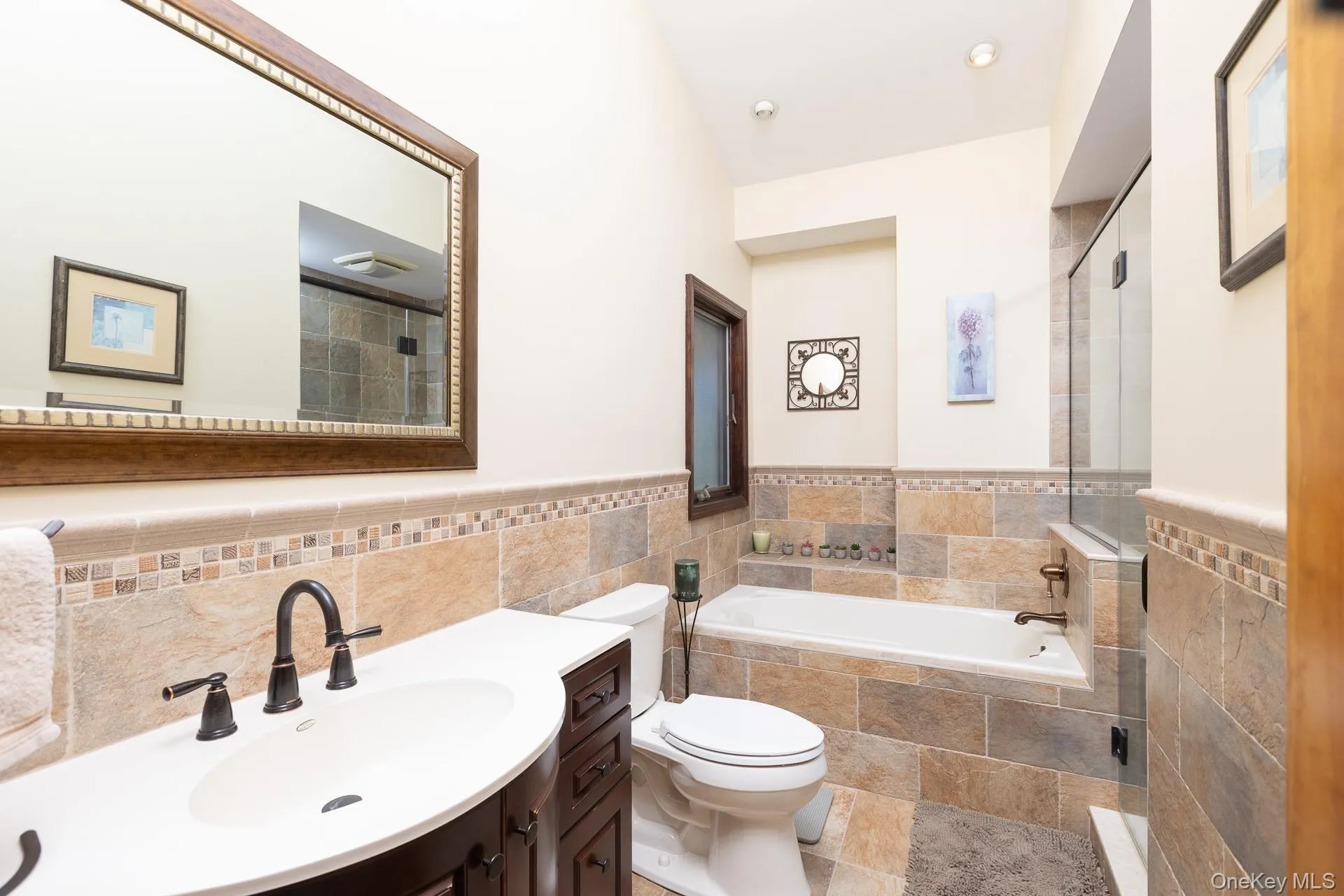 60 Thadford Street, Huntington, NY, 4 Bedrooms Bedrooms, 8 Rooms Rooms,2 BathroomsBathrooms,Residential,For Rent,Thadford,0,970759 60 Thadford Street, Huntington, NY, 4 Bedrooms Bedrooms, 8 Rooms Rooms,2 BathroomsBathrooms,Residential,For Rent,Thadford,0,970759